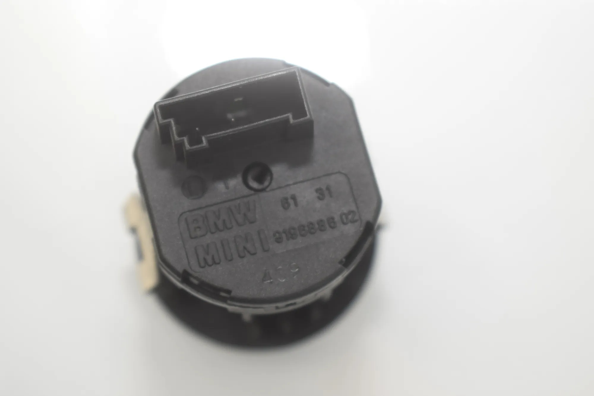 Switches – OEM 9197291 · BMW 5 Gran Turismo (F07) 530 d 2009 – 8