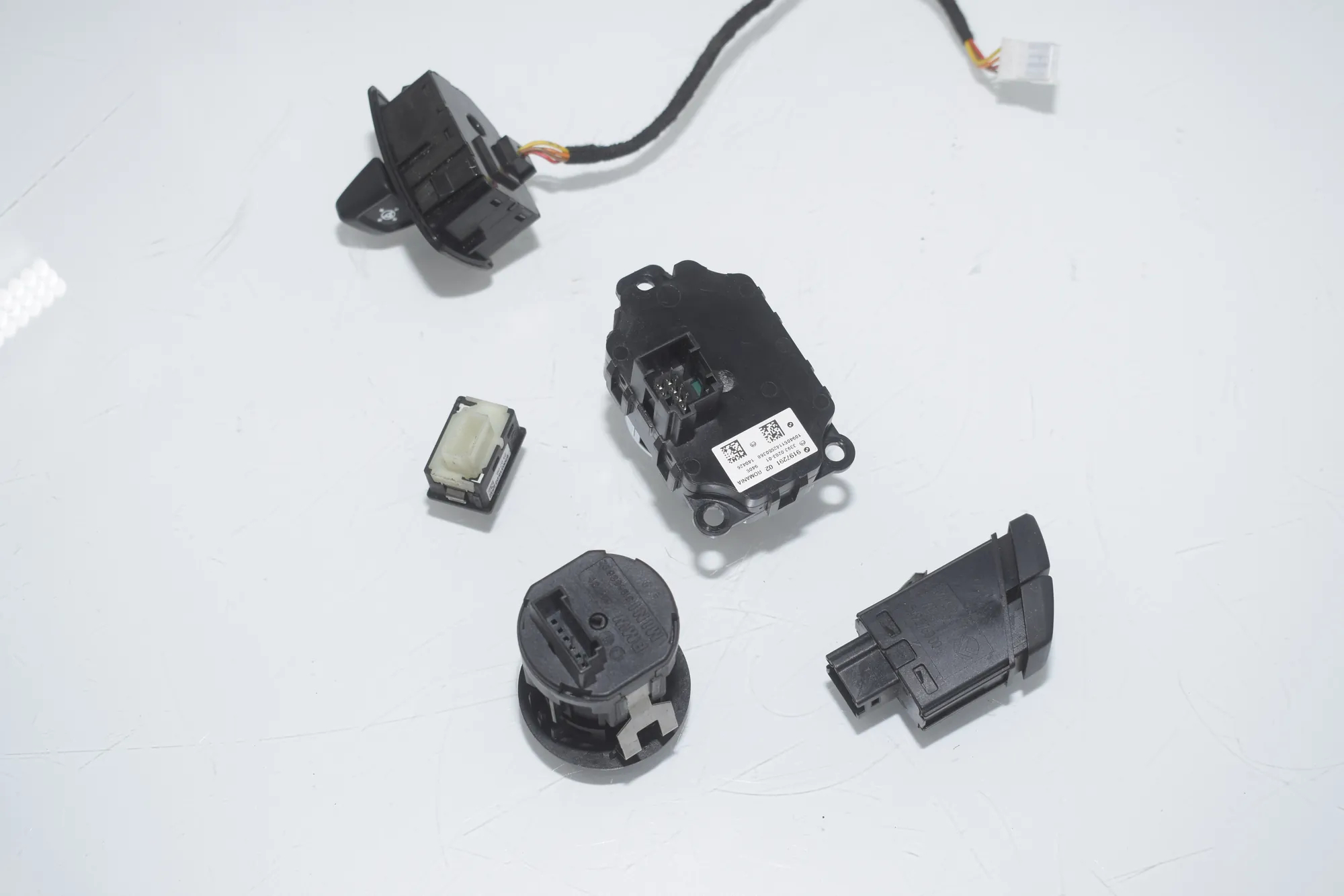 Switches – OEM 9197291 · BMW 5 Gran Turismo (F07) 530 d 2009 – 4
