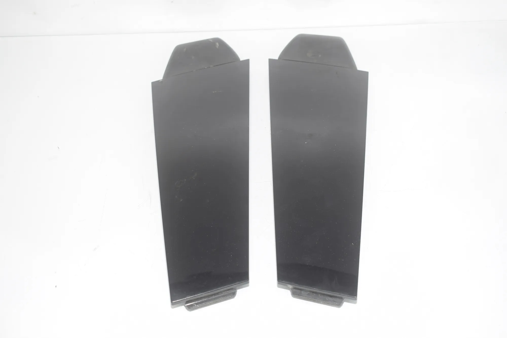 Front Left Door Vertical Trim – OEM 7453321 · BMW 5 Gran Turismo (F07) 530 d 2009 – 4
