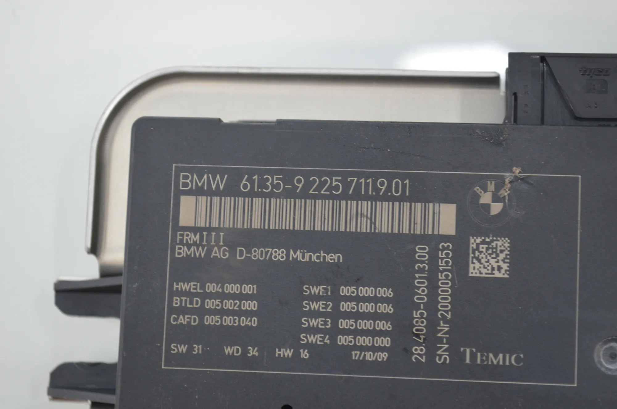 Other Control Units – OEM 9213187 · BMW 5 Gran Turismo (F07) 530 d 2009 – 11