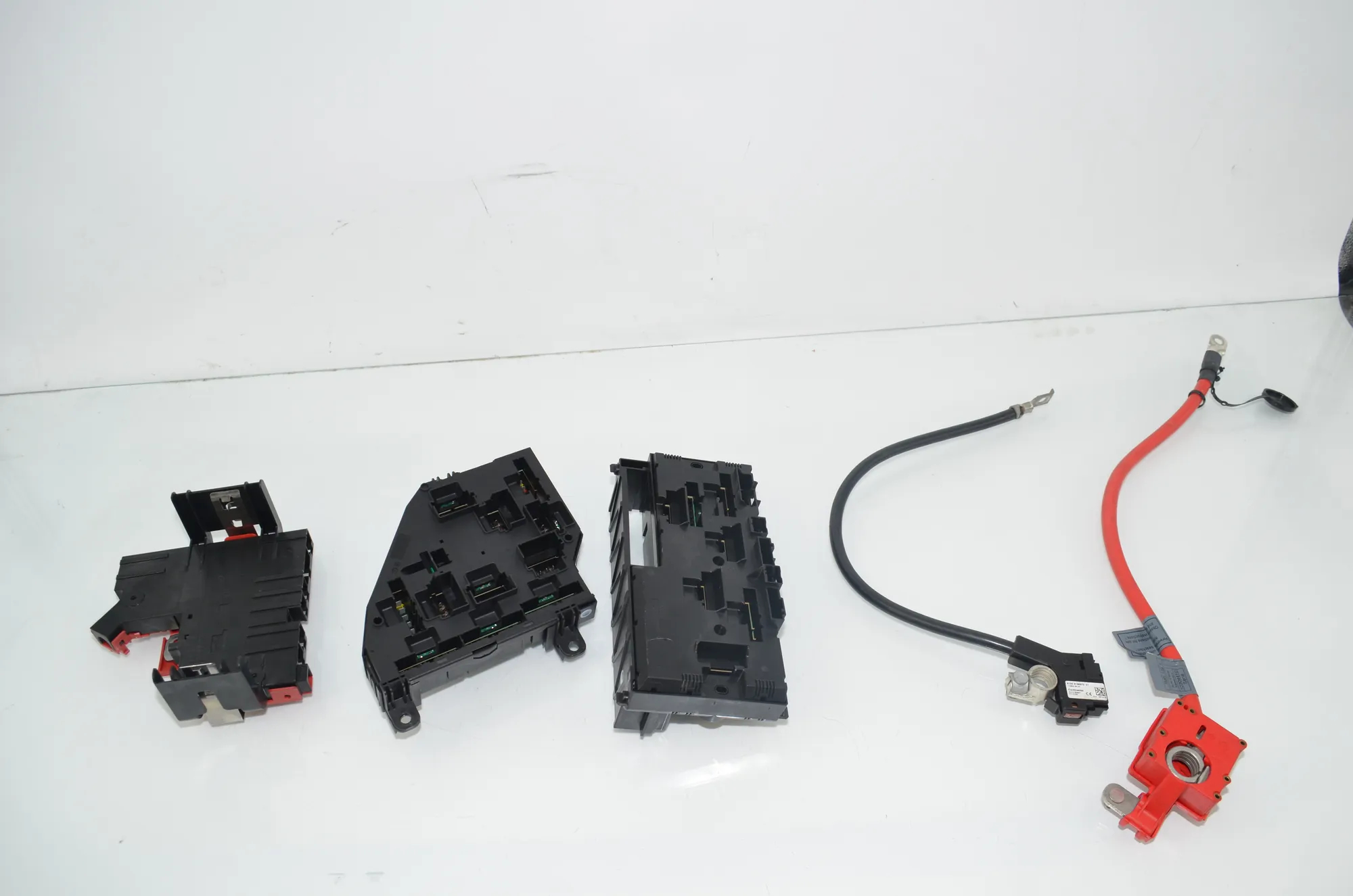 Fuse Box – OEM 9210857 · BMW 5 Gran Turismo (F07) 530 d 2009 – 7