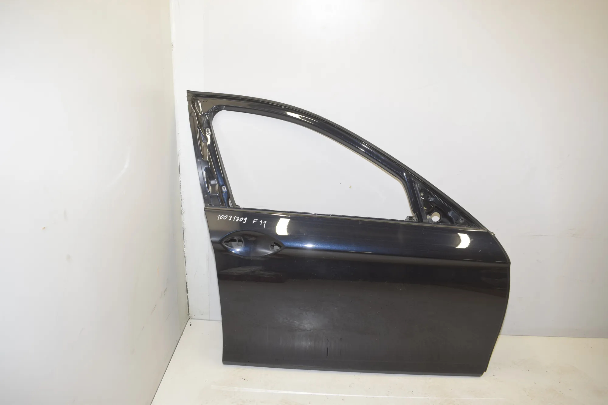 Front Right Door – OEM 000 · BMW 5 Touring (F11) M 550 d xDrive 2012