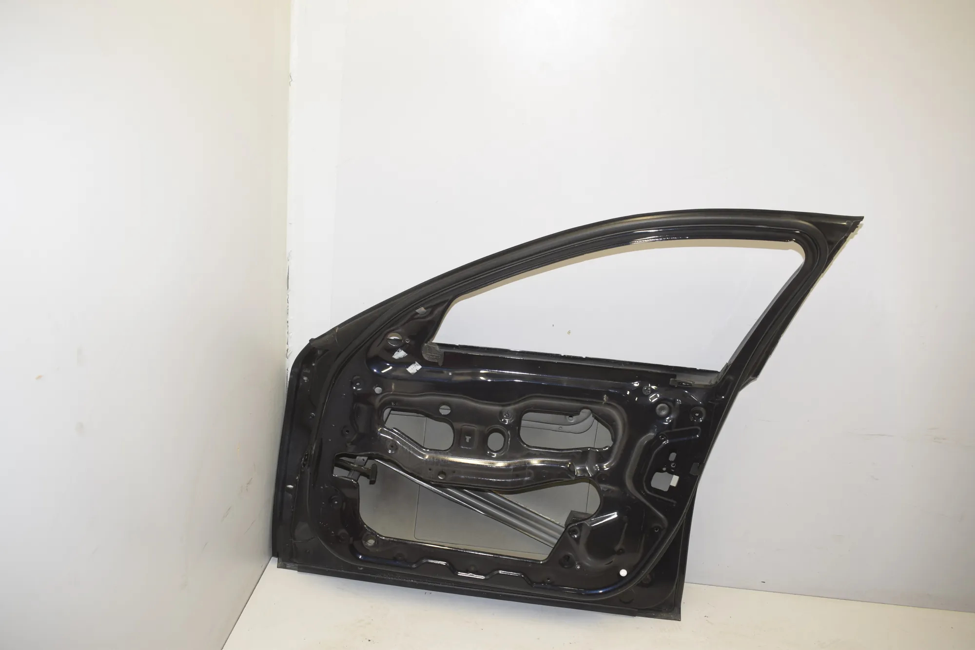 Front Right Door – OEM 000 · BMW 5 Touring (F11) M 550 d xDrive 2012 – 4