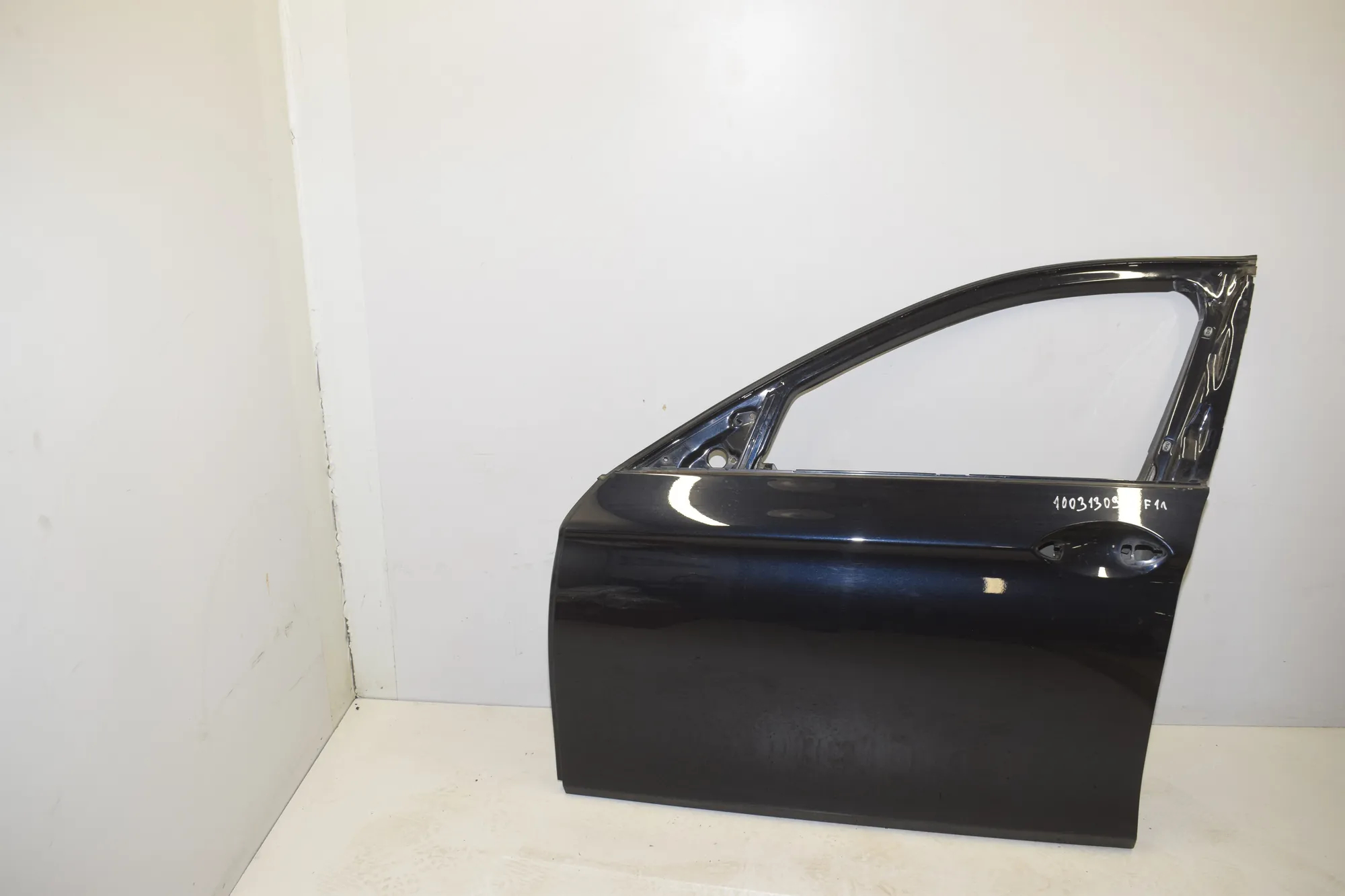 Front Left Door – OEM 000 · BMW 5 Touring (F11) M 550 d xDrive 2012 – 2