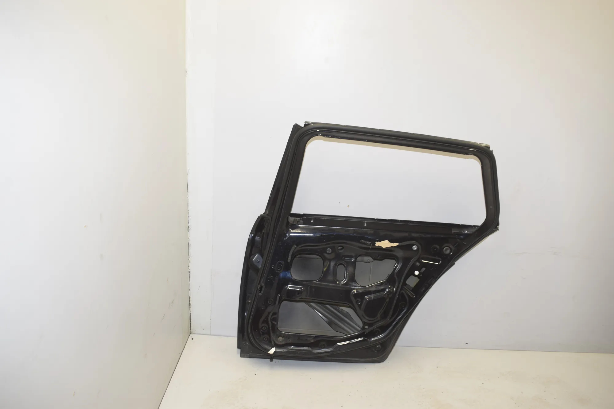 Rear Right Door – OEM 000 · BMW 5 Touring (F11) M 550 d xDrive 2012 – 4