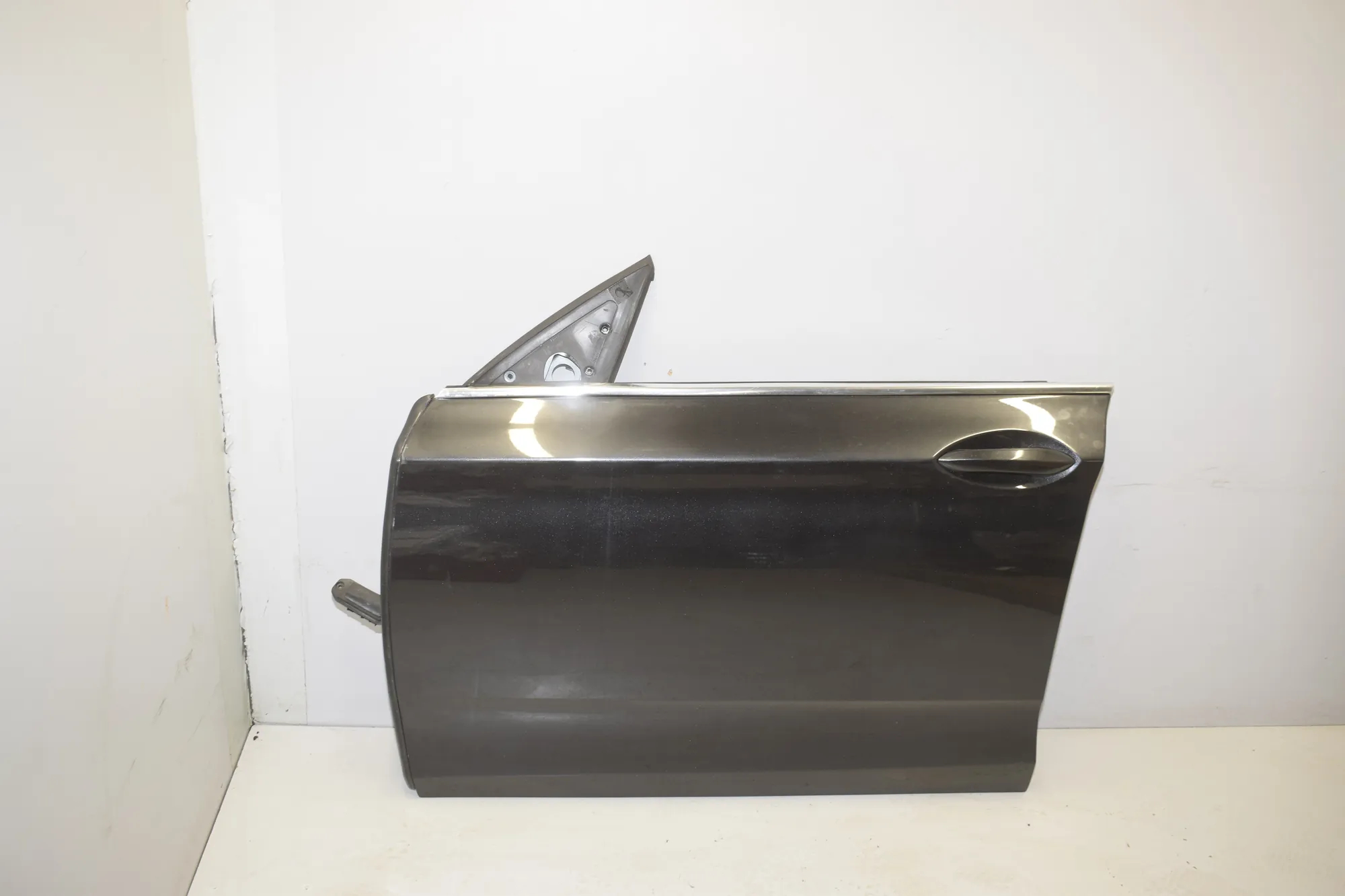 Front Left Door – OEM 000 · BMW 5 Gran Turismo (F07) 530 d 2009