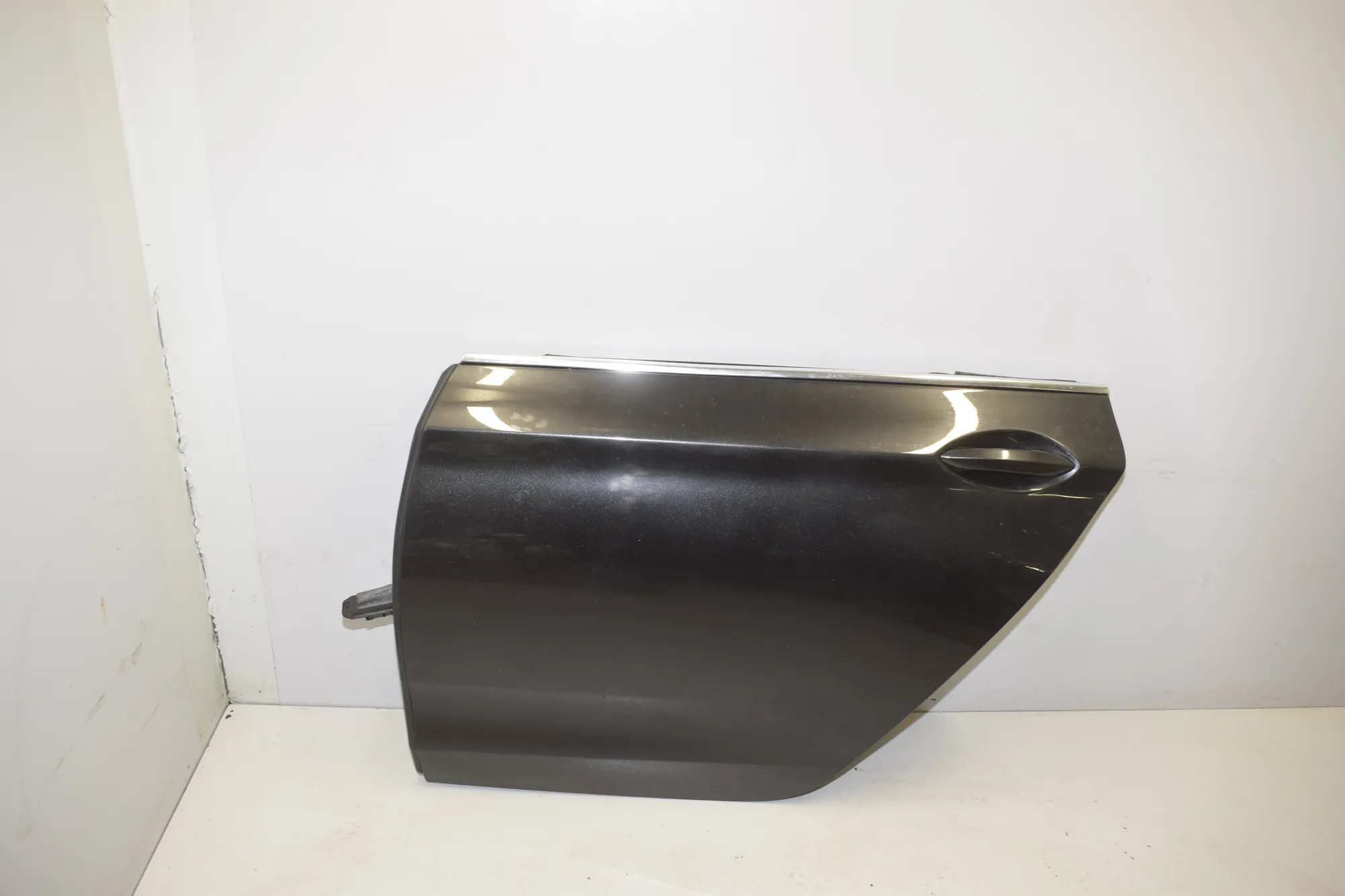Rear Left Door – OEM 000 · BMW 5 Gran Turismo (F07) 530 d 2009