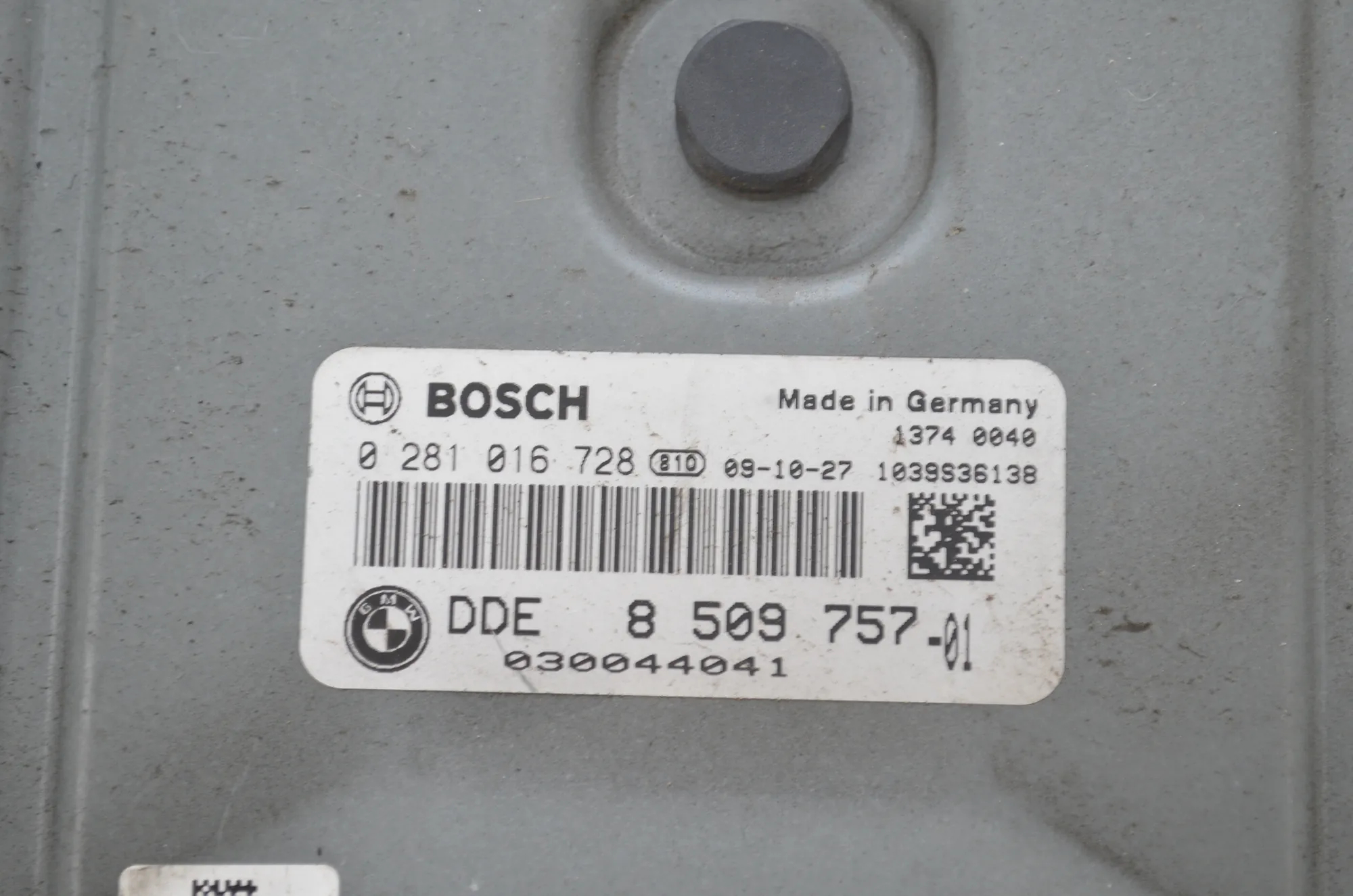 Engine Ignition ECU Set – OEM 8509757 · BMW 5 Gran Turismo (F07) 530 d 2009 – 7