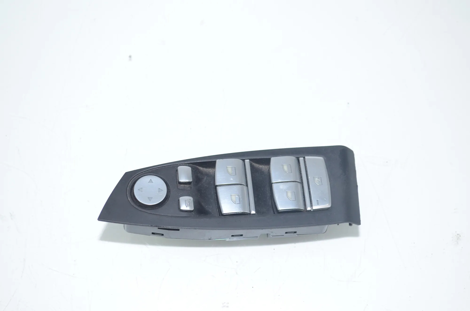 Front Left Door Window Switch – OEM 9179913 · BMW 5 Gran Turismo (F07) 530 d 2009 – 2