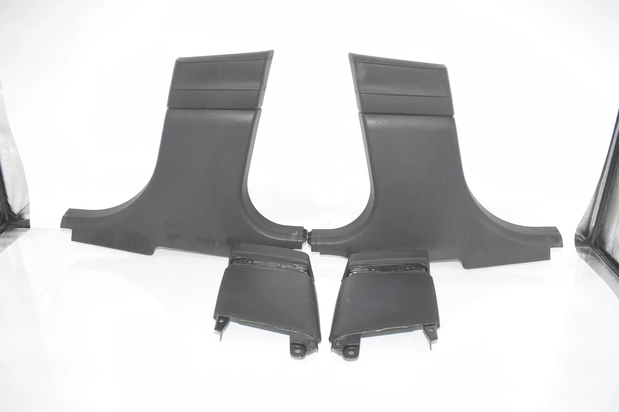 Right Side B Pillar Trim – OEM 7221697 · BMW 5 Gran Turismo (F07) 530 d 2009 – 2