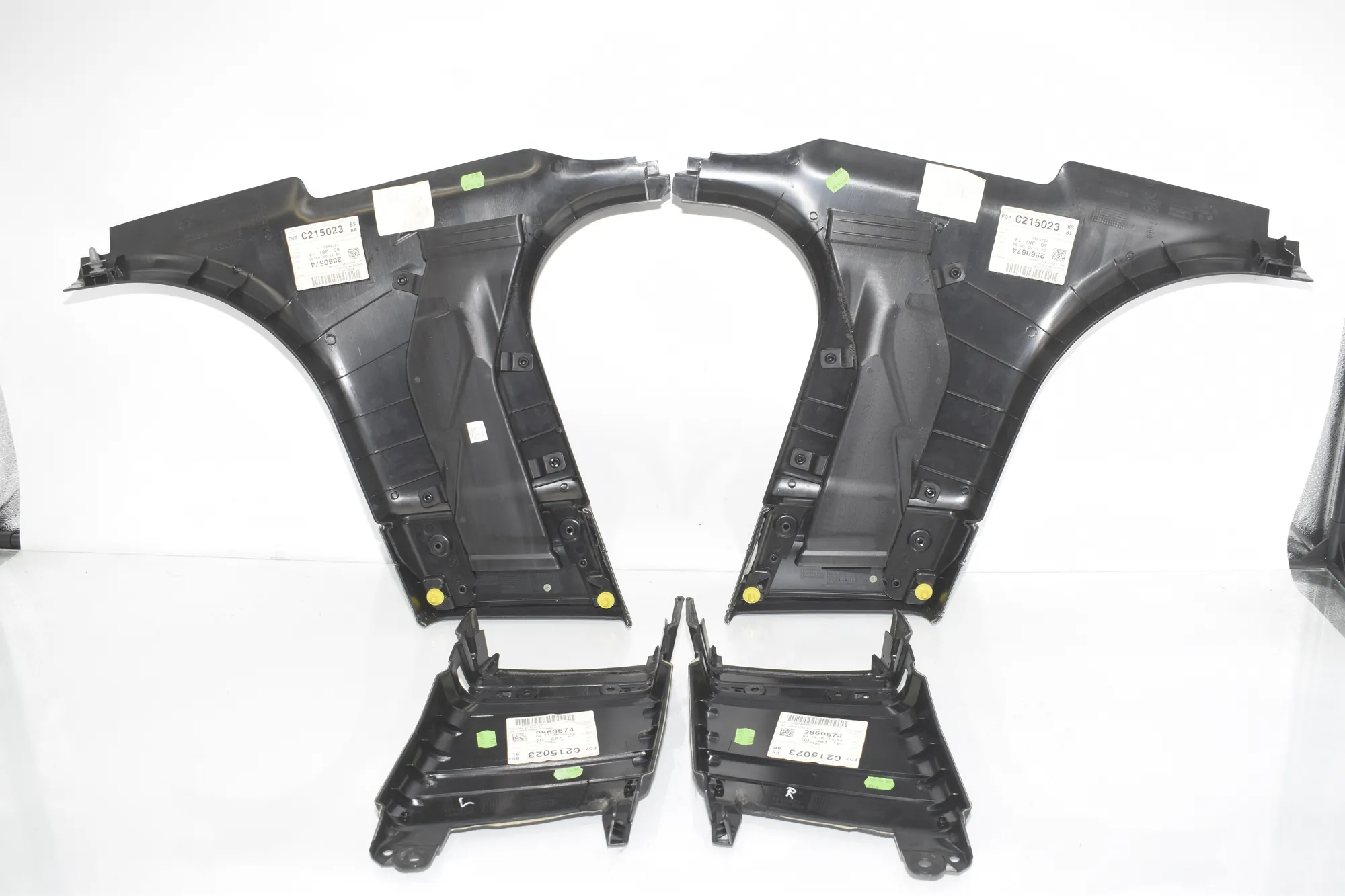 Right Side B Pillar Trim – OEM 7221697 · BMW 5 Gran Turismo (F07) 530 d 2009 – 3