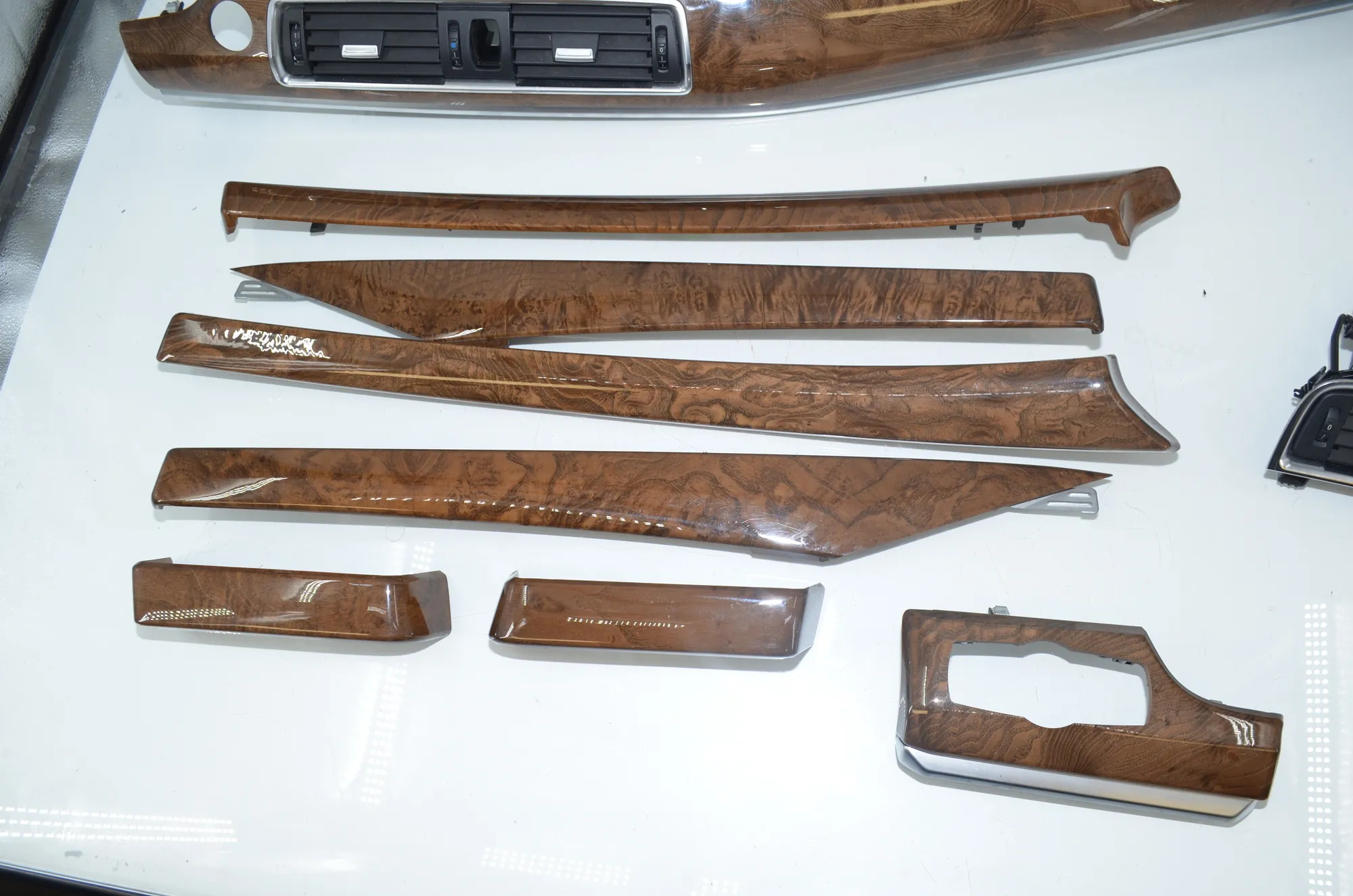 Interior Trim Strips Kit – OEM 9142582 · BMW 5 Gran Turismo (F07) 530 d 2009 – 3