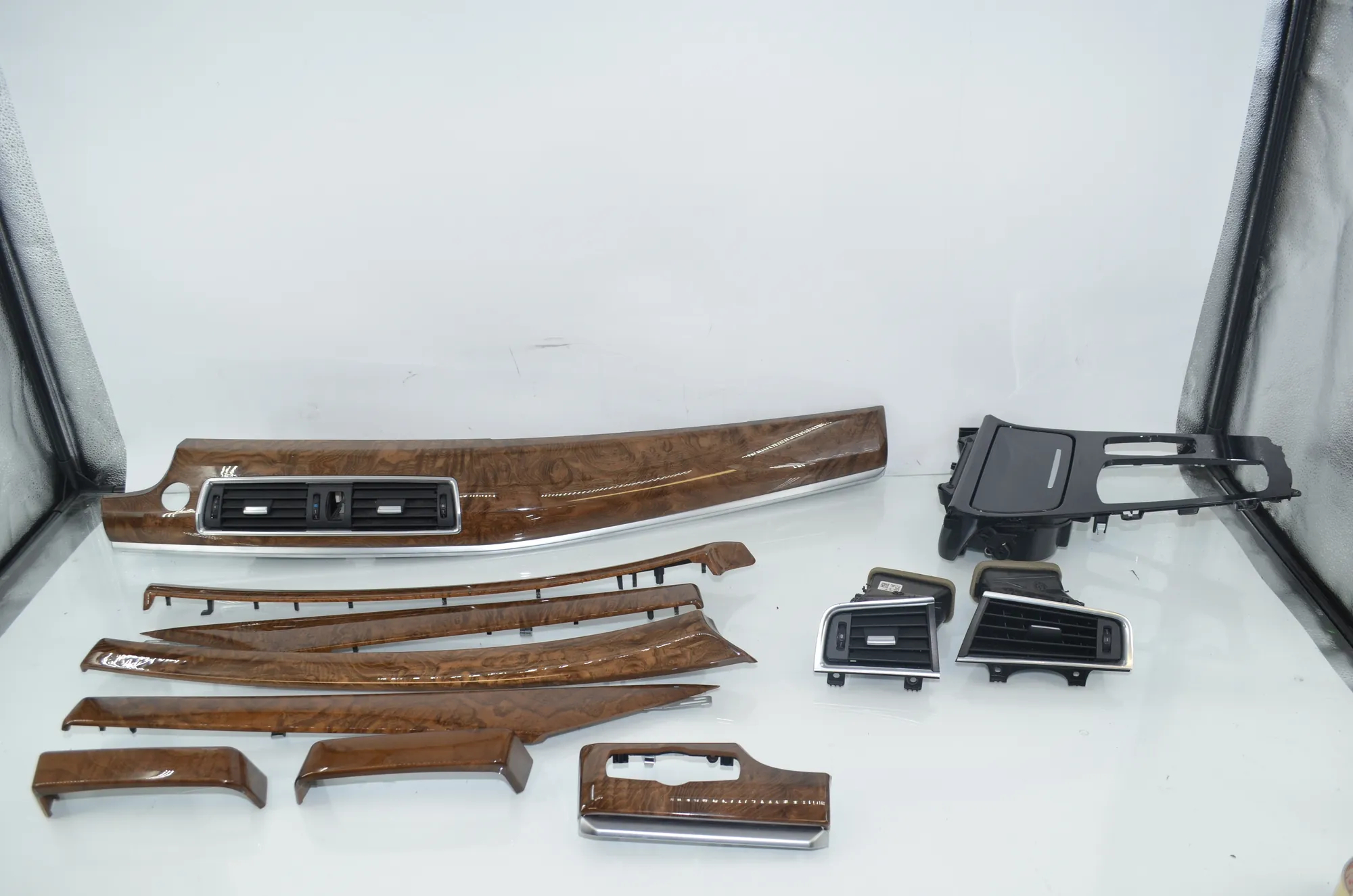 Interior Trim Strips Kit – OEM 9142582 · BMW 5 Gran Turismo (F07) 530 d 2009 – 5