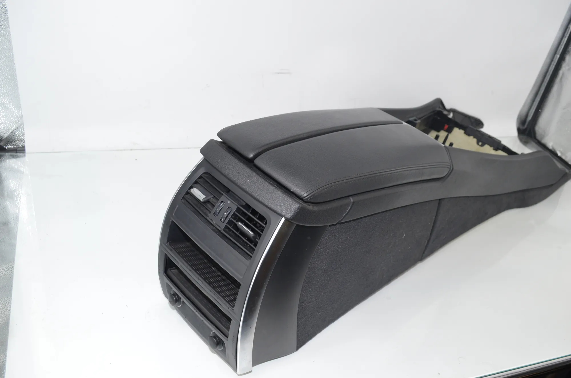 Center Console – OEM 9142133 · BMW 5 Gran Turismo (F07) 530 d 2009 – 2