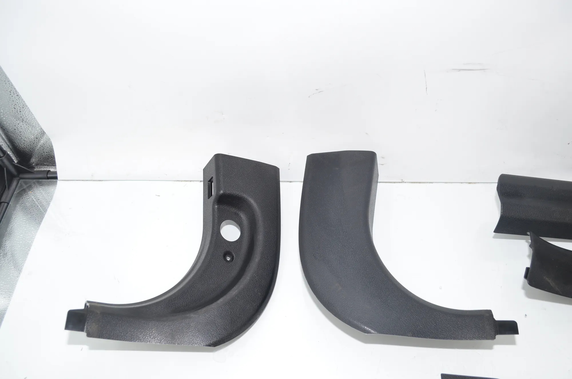 Front Right Sill Trim – OEM 9138915 · BMW 5 Gran Turismo (F07) 530 d 2009 – 2