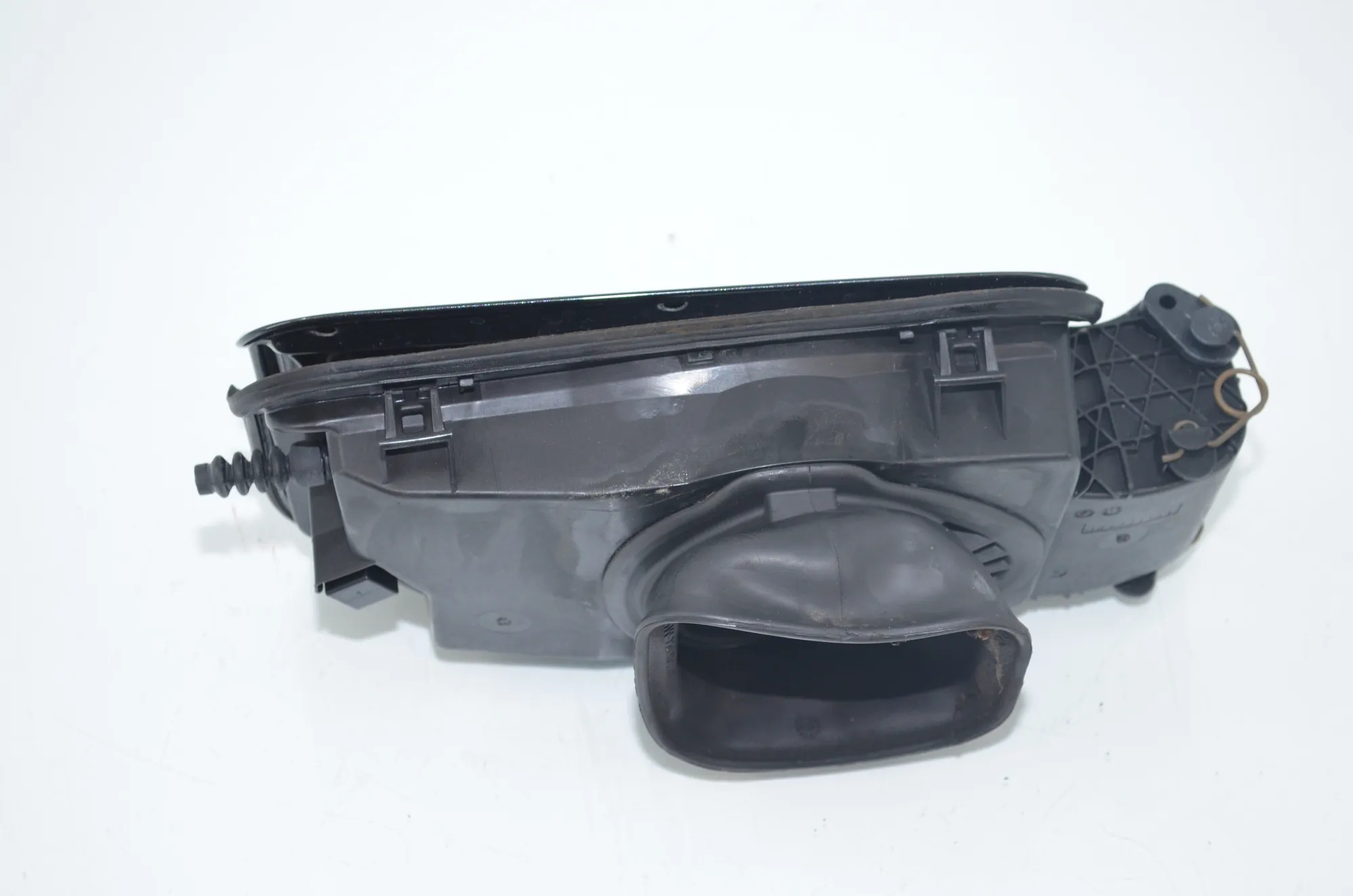 Fuel Tank Flap Cap – OEM 7201690 · BMW 5 Gran Turismo (F07) 530 d 2009 – 2