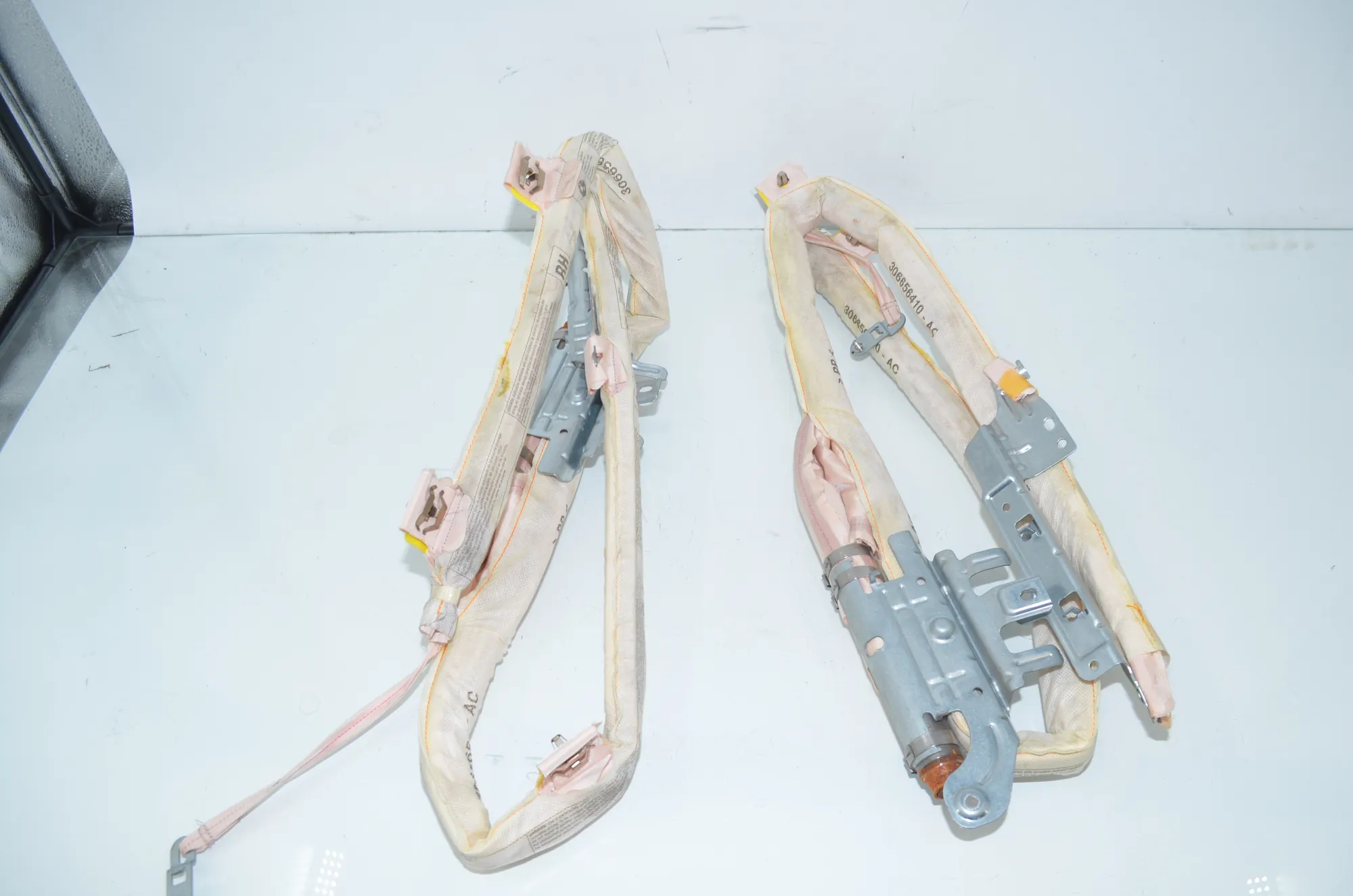 Right Side Roof Safety Curtain SRS – OEM 9138022 · BMW 5 Gran Turismo (F07) 530 d 2009 – 3
