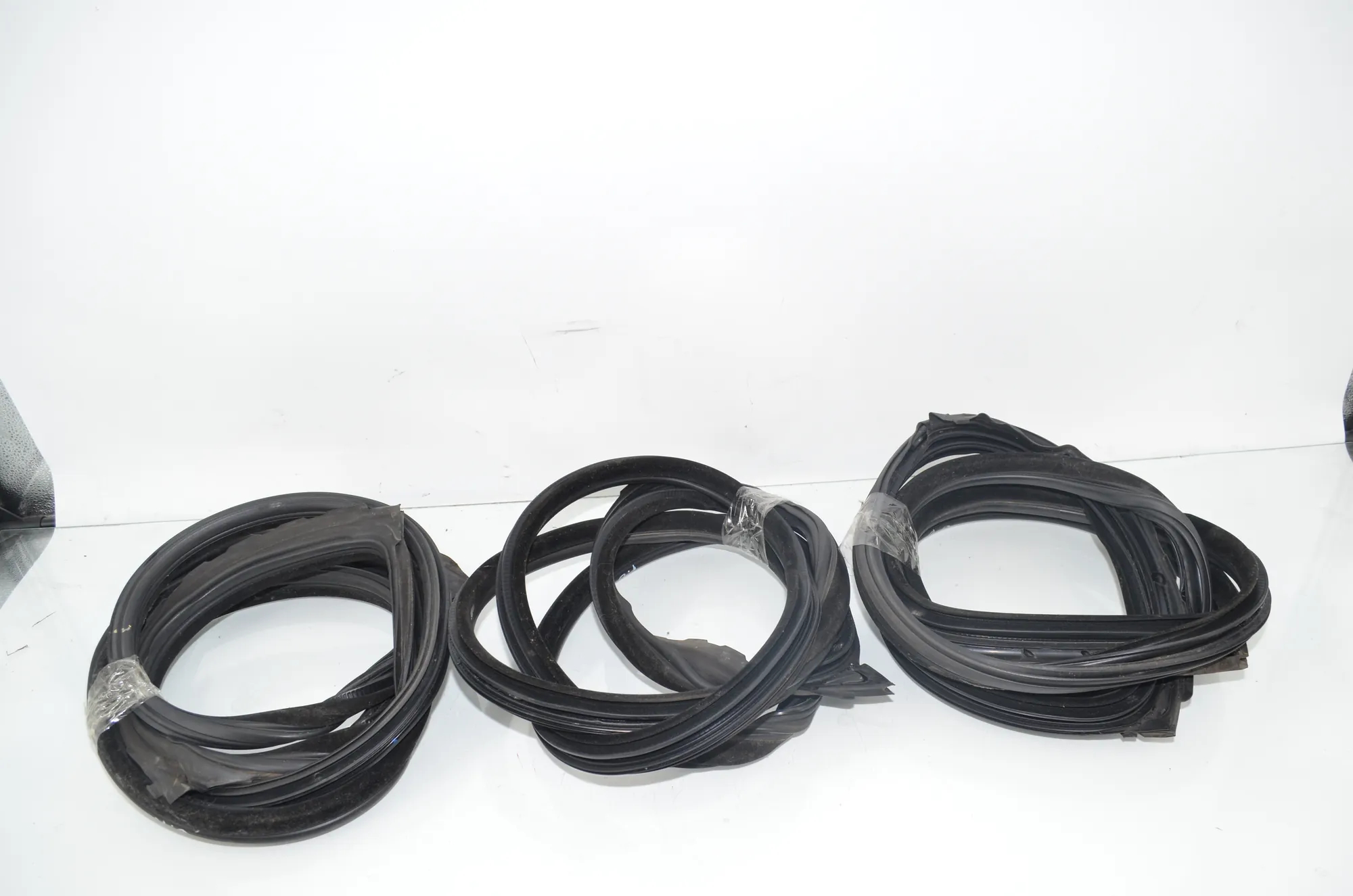 Front Right Door Seal Rubber – OEM 7226396 · BMW 5 Gran Turismo (F07) 530 d 2009 – 5