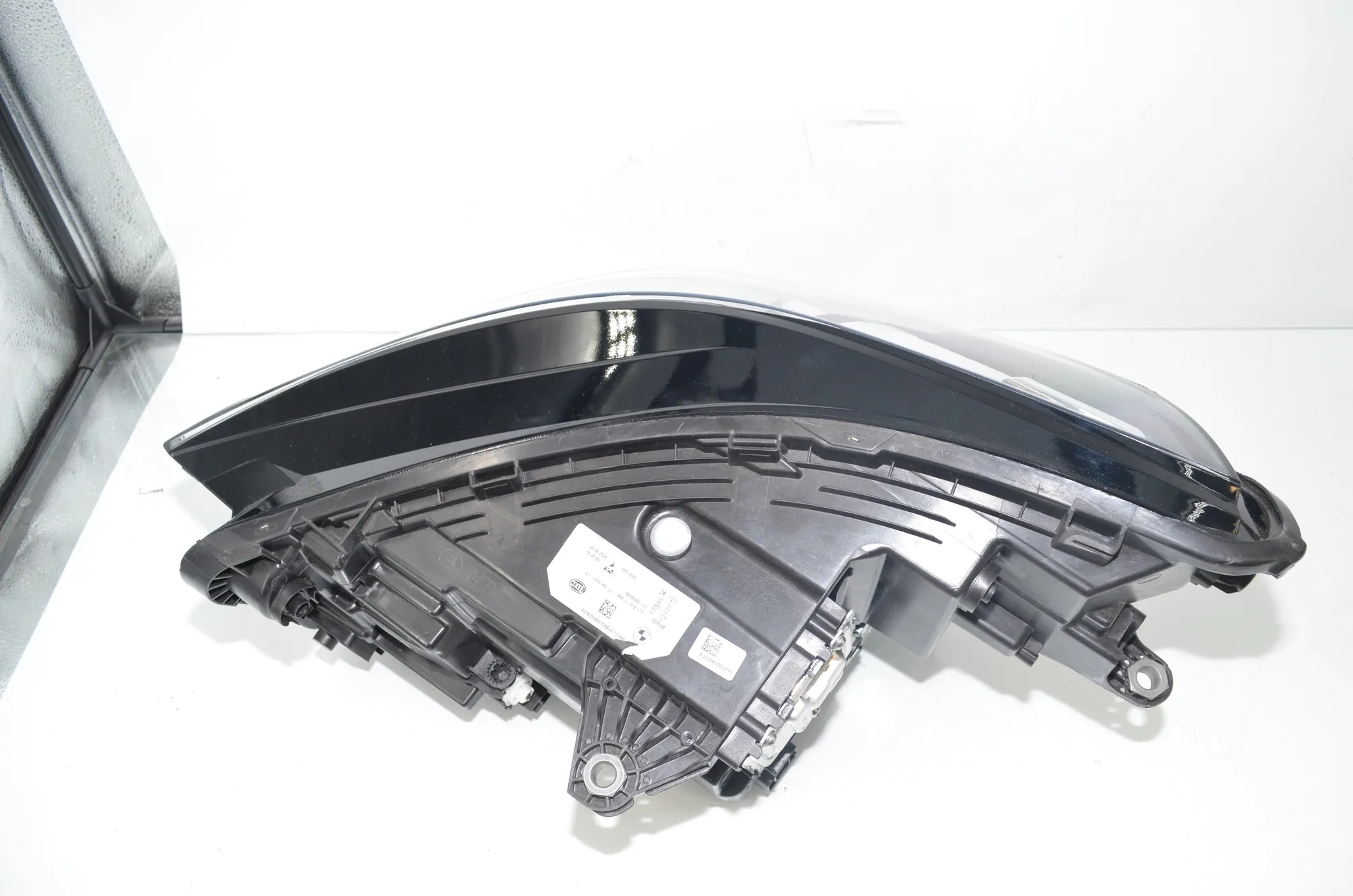 Front Headlight Set Kit – OEM 5A5AA47 · BMW X1 (U11) BMW X1 (U11) BMW X1 (U11) IX1 2024 – 12