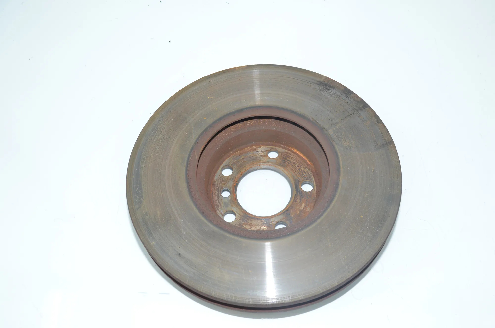 Front Right Brake Disc – OEM 6898730 · BMW 5 Gran Turismo (F07) 530 d 2009 – 2