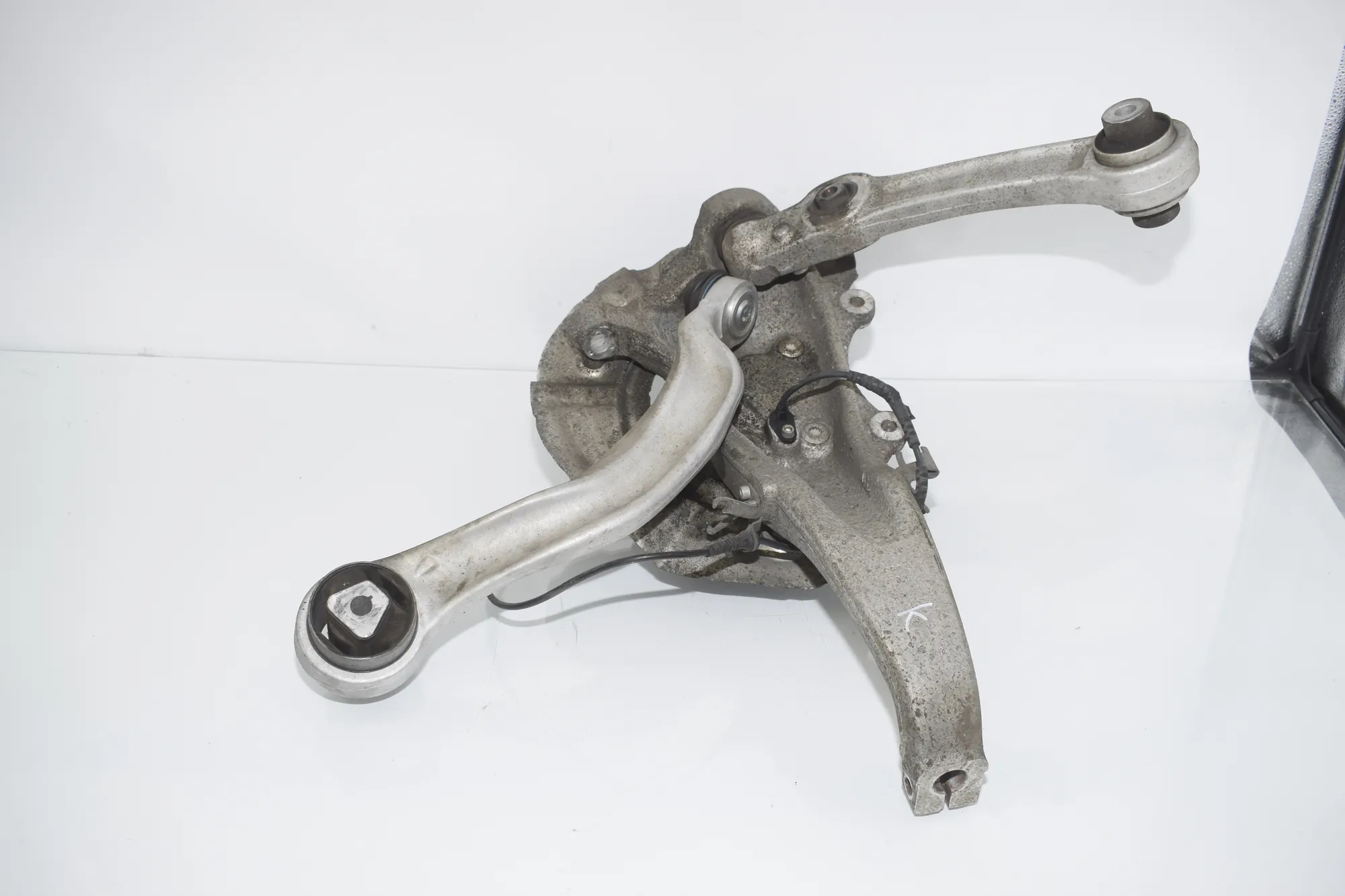 Front Left Wheel Hub – OEM 6775767 · BMW 5 Gran Turismo (F07) 530 d 2009 – 2