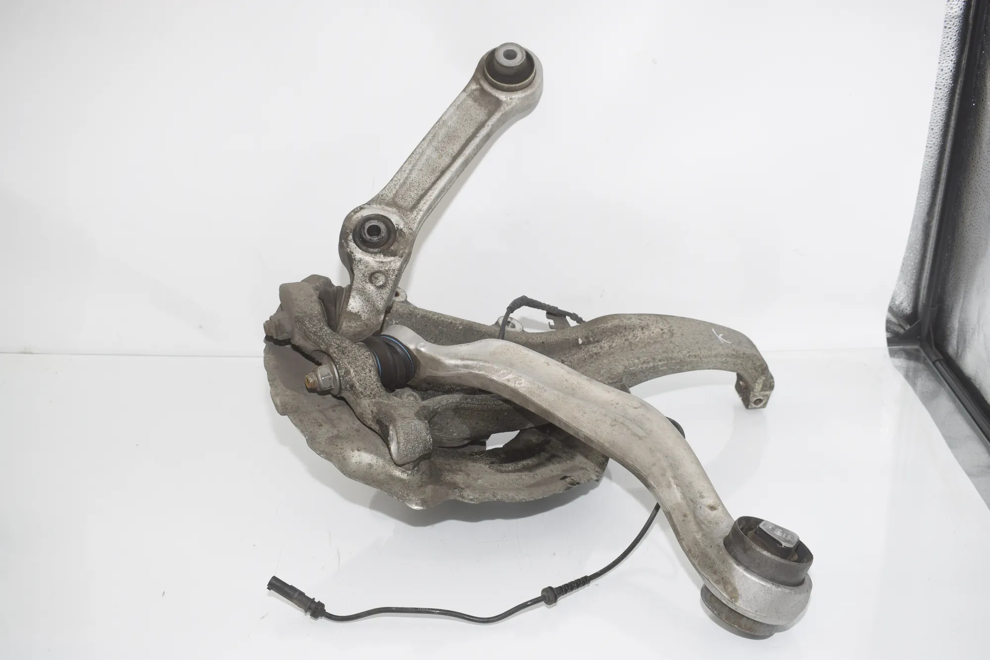 Front Left Wheel Hub – OEM 6775767 · BMW 5 Gran Turismo (F07) 530 d 2009