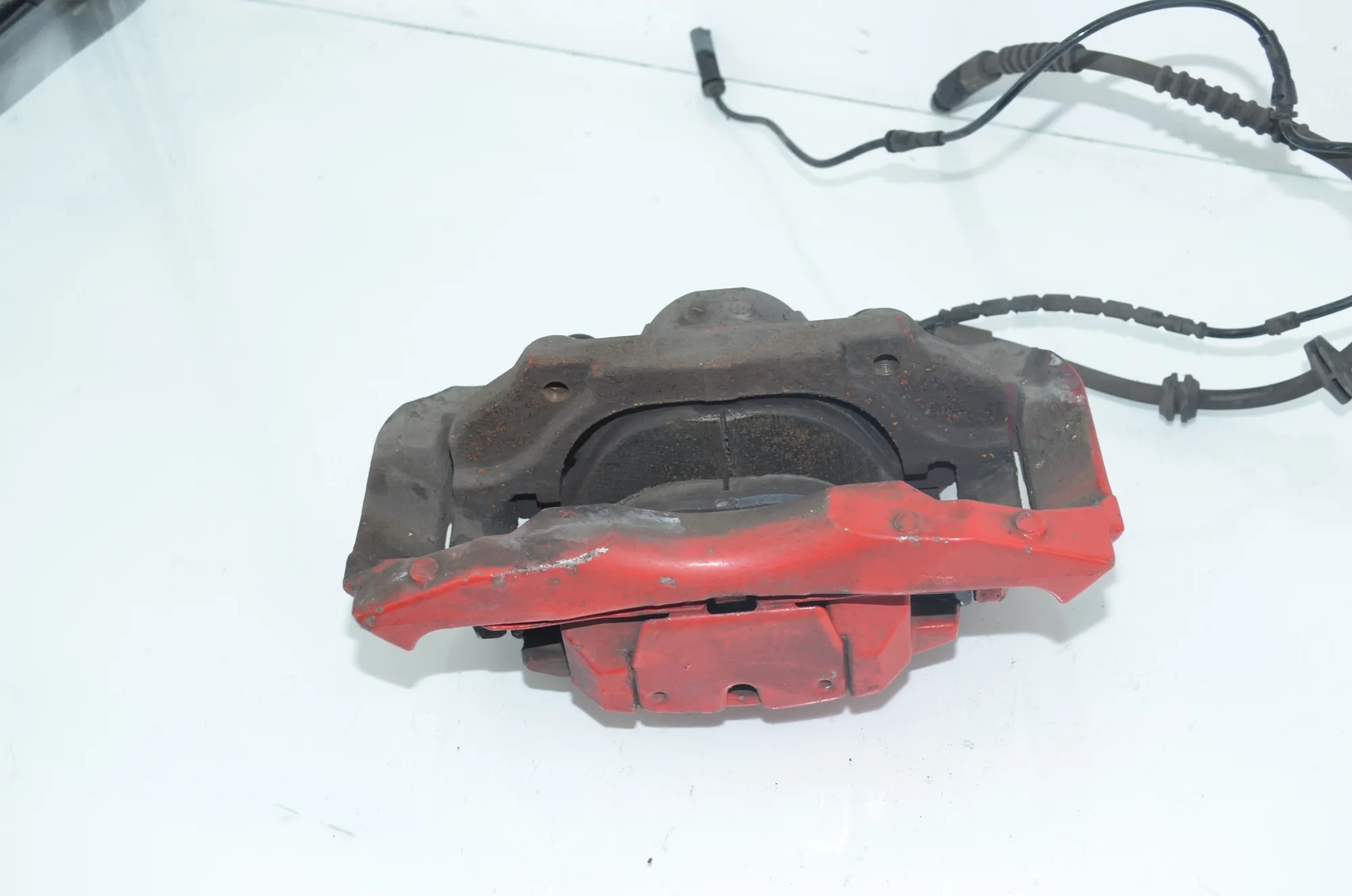 Front Left Brake Caliper – OEM 6786817 · BMW 5 Gran Turismo (F07) 530 d 2009 – 4