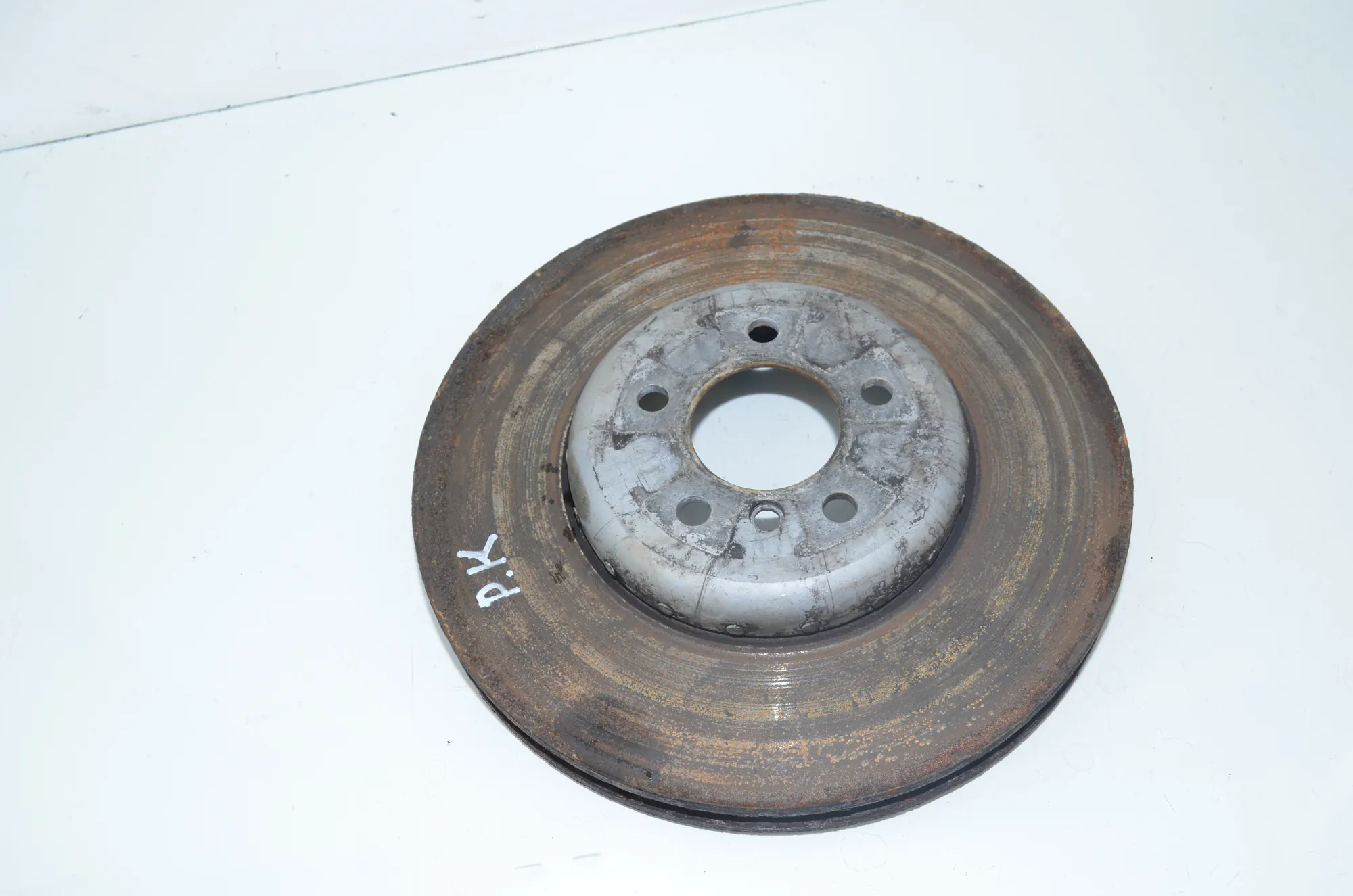 Front Left Brake Disc – OEM 6894383 · BMW 5 Touring (F11) M 550 d xDrive 2012 – 4