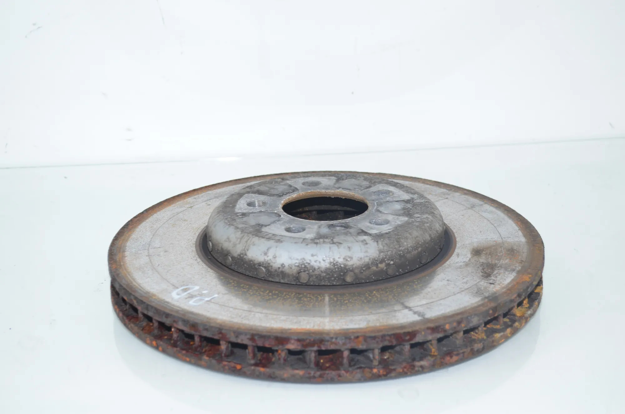 Front Right Brake Disc – OEM 6894384 · BMW 5 Touring (F11) M 550 d xDrive 2012 – 2