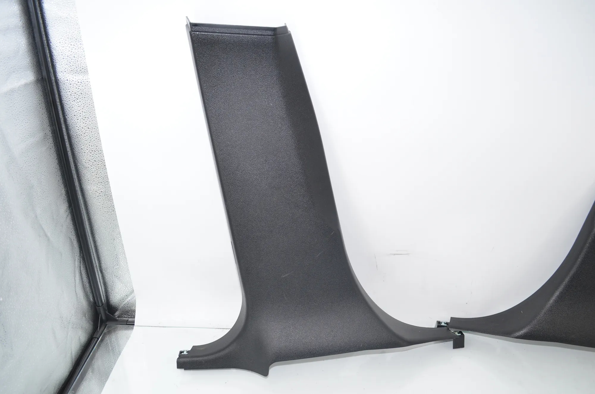 Right Side B Pillar Trim – OEM 7319056 · BMW X3 (F25) xDrive 20 d 2016 – 3