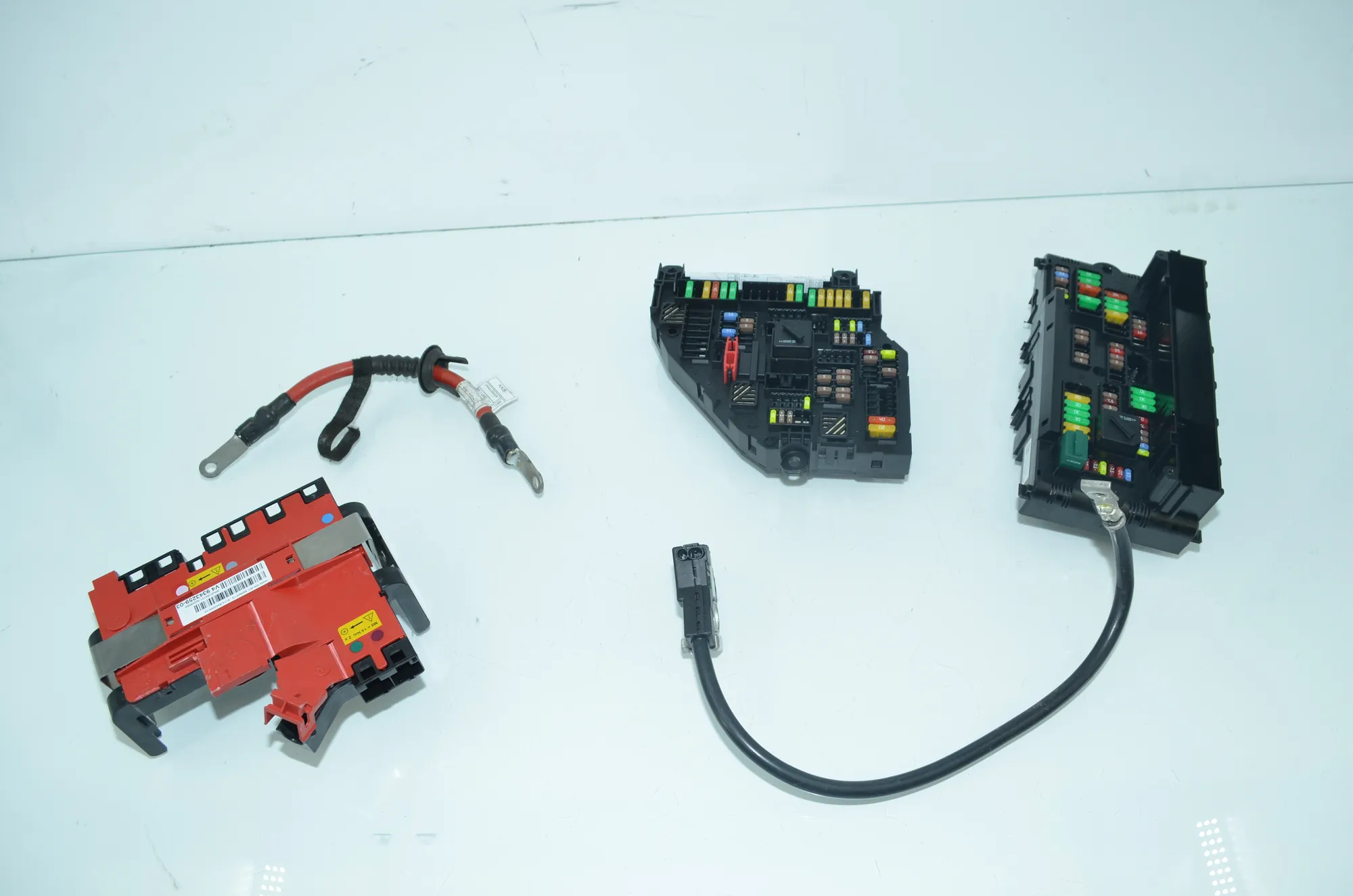 Fuse Box – OEM 9315150 · BMW X3 (F25) xDrive 20 d 2016