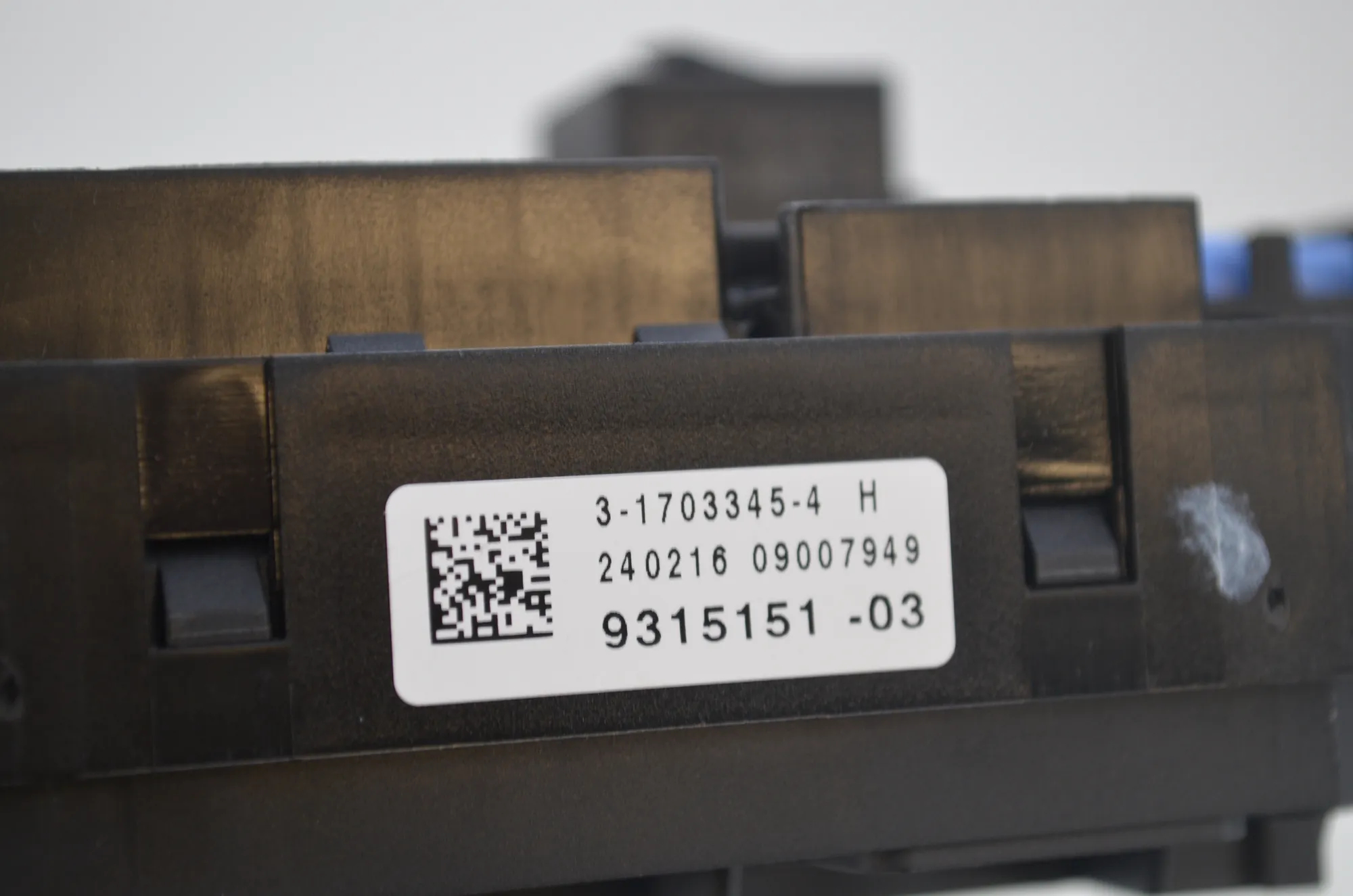 Fuse Box – OEM 9315150 · BMW X3 (F25) xDrive 20 d 2016 – 8