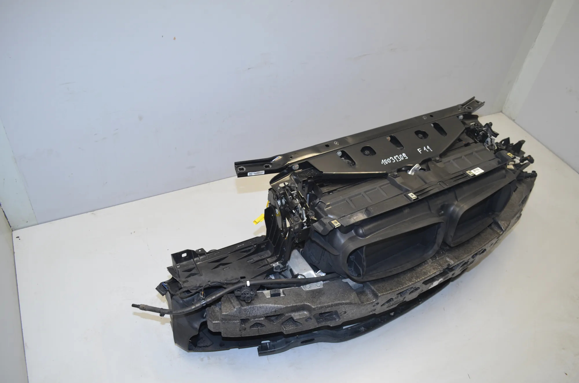 Slam Panel Frame Kit – OEM 8592166 · BMW 5 Touring (F11) M 550 d xDrive 2012 – 3