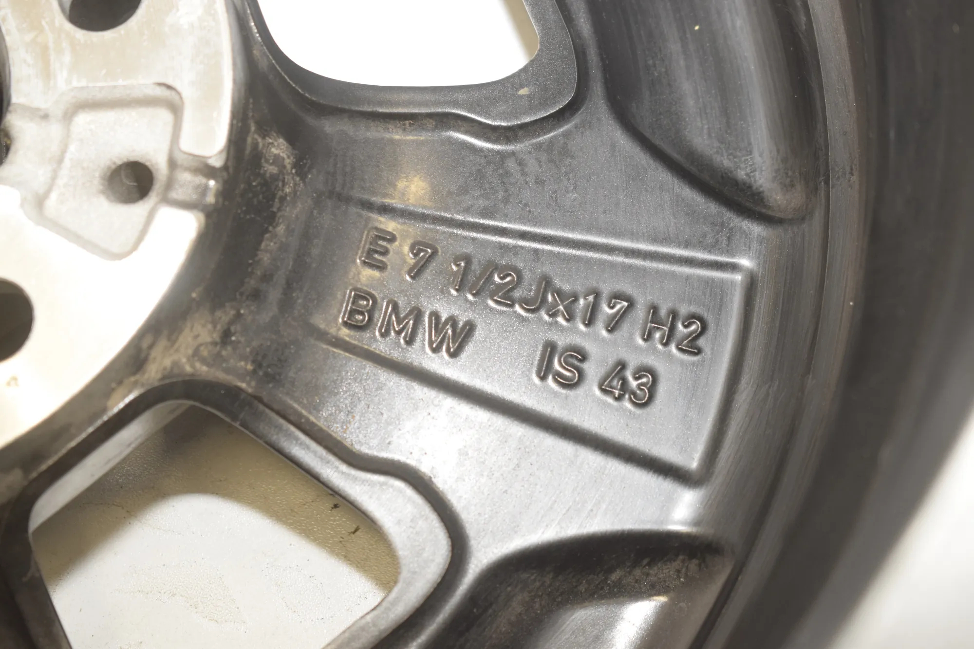 Alloy Wheel – OEM 6898036 · BMW X1 (U11) BMW X1 (U11) 2025 – 6