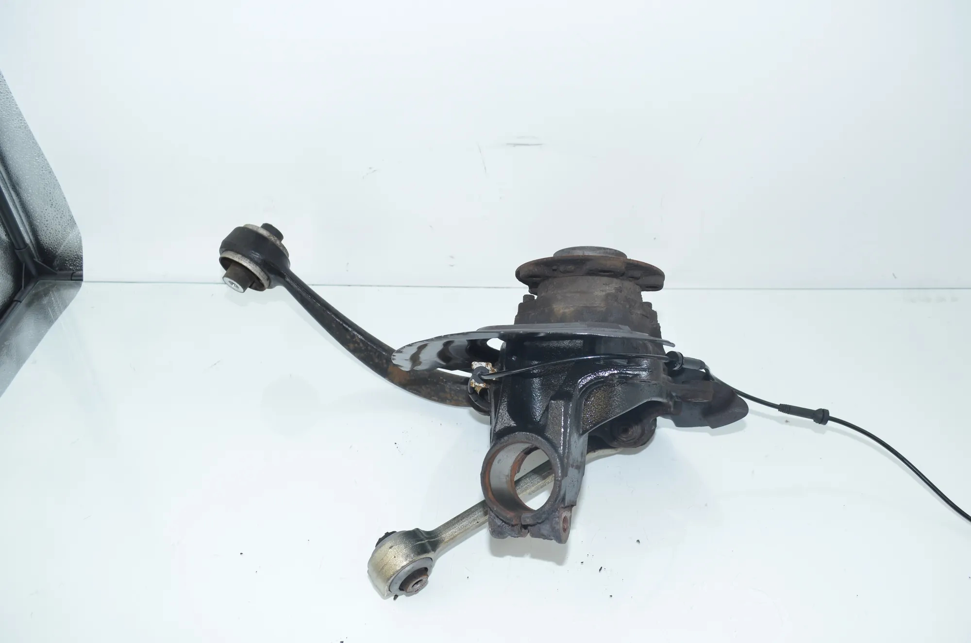 Front Right Wheel Hub – OEM 6855954 · BMW X3 (F25) xDrive 20 d 2016 – 3