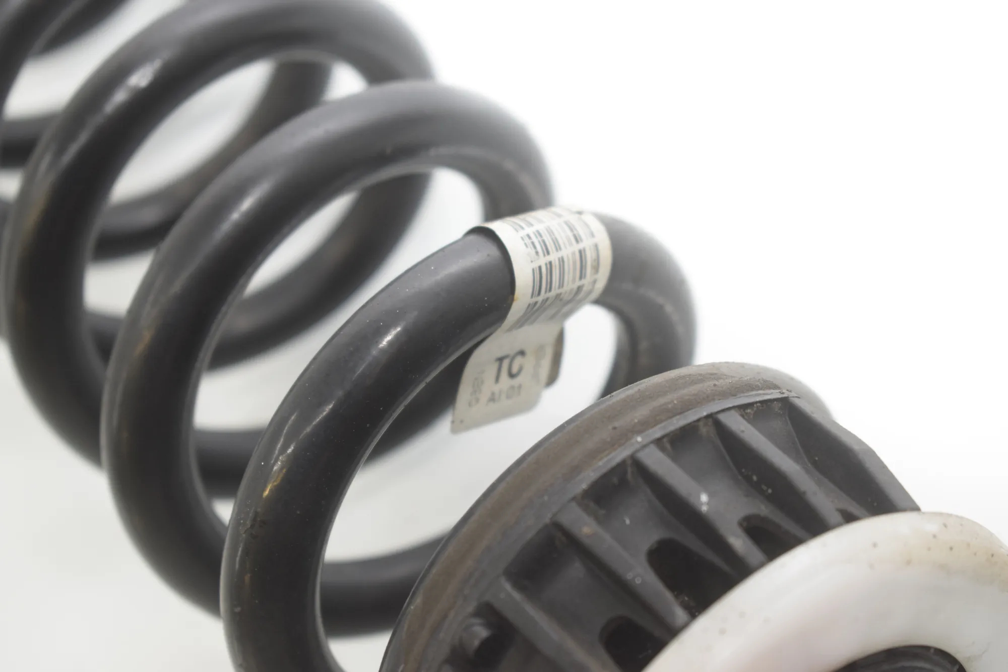 Rear Left Coil Spring – OEM 6898643 · BMW 3 Touring (G21) (2019 - -) 320 d 2019 – 4