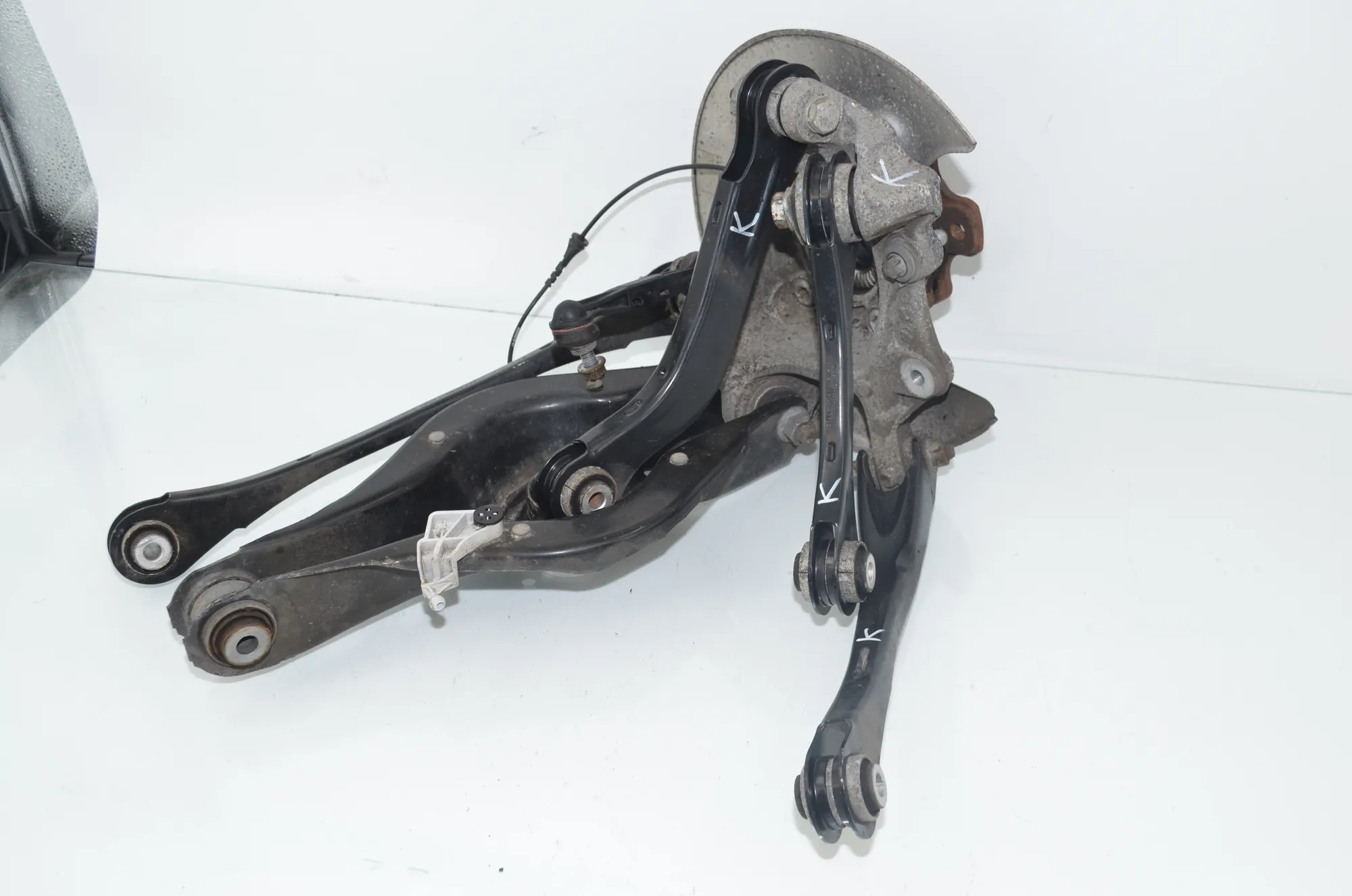 Rear Left Wheel Hub Spindle – OEM 6898479 · BMW 3 Touring (G21) (2019 - -) 320 d 2019 – 3