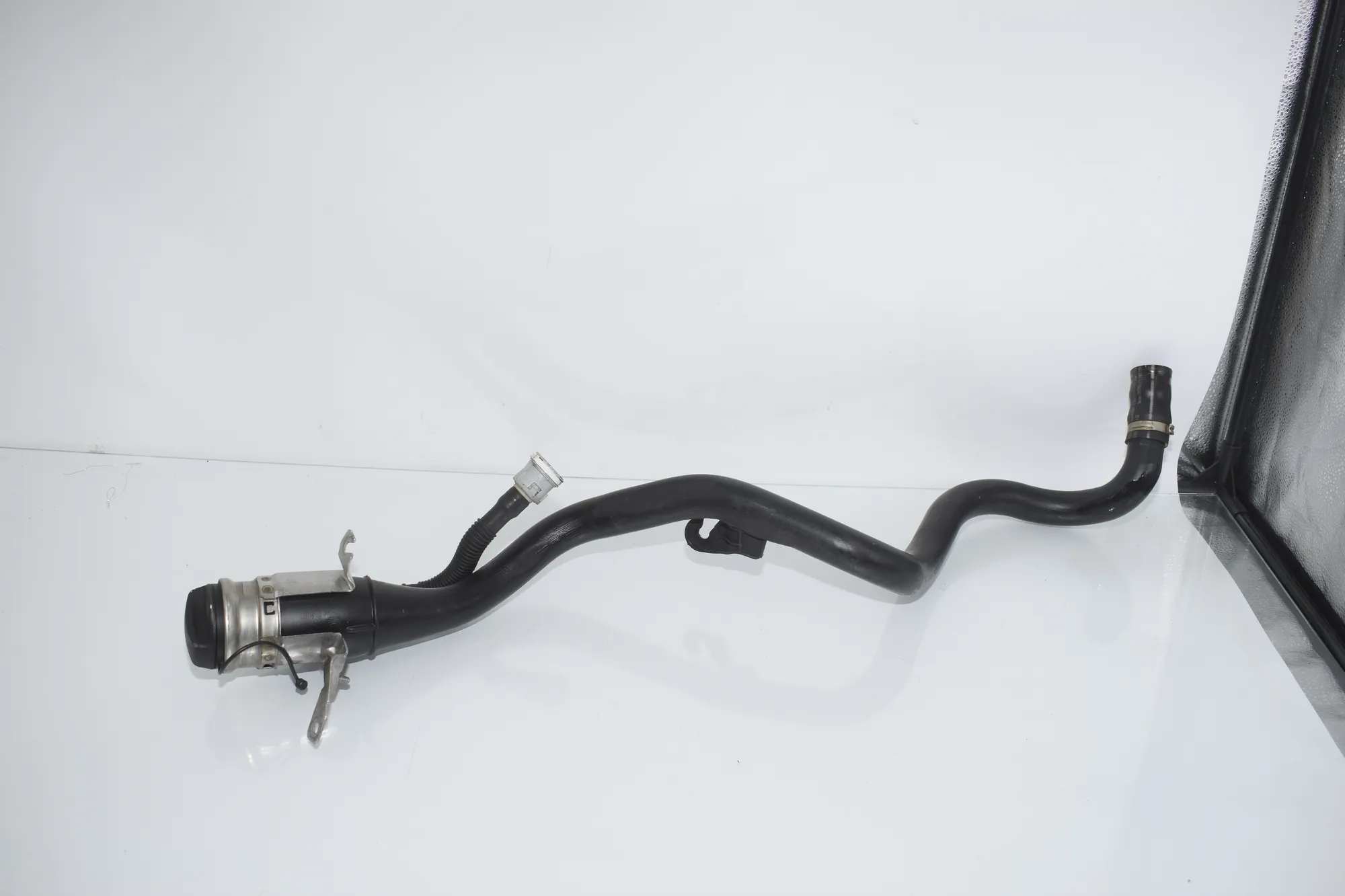 Fuel Tank Pipe – OEM 7449051 · BMW 3 Touring (G21) (2019 - -) 320 d 2019