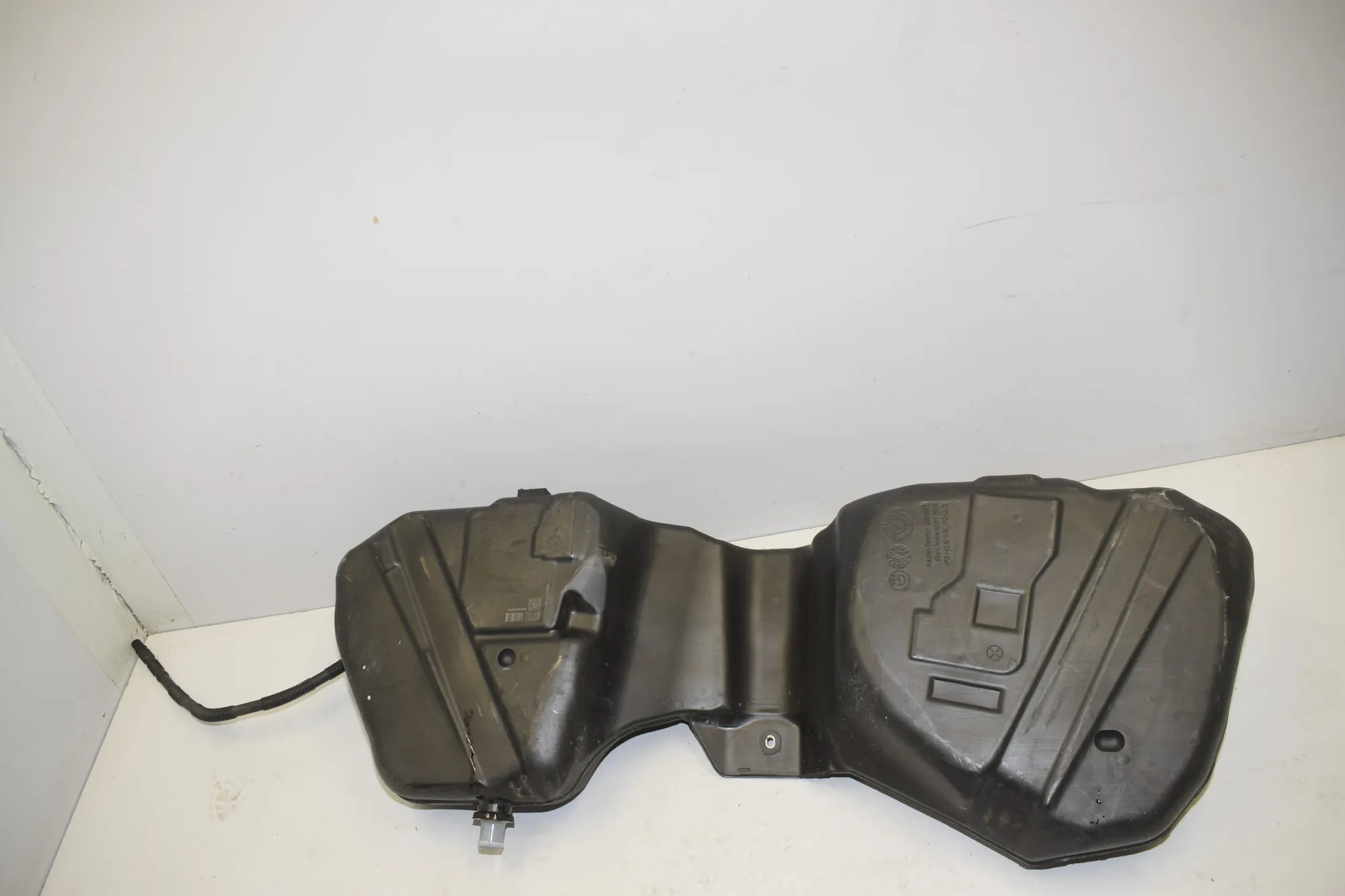 Fuel Tank – OEM 9469496 · BMW 3 Touring (G21) (2019 - -) 320 d 2019 – 3