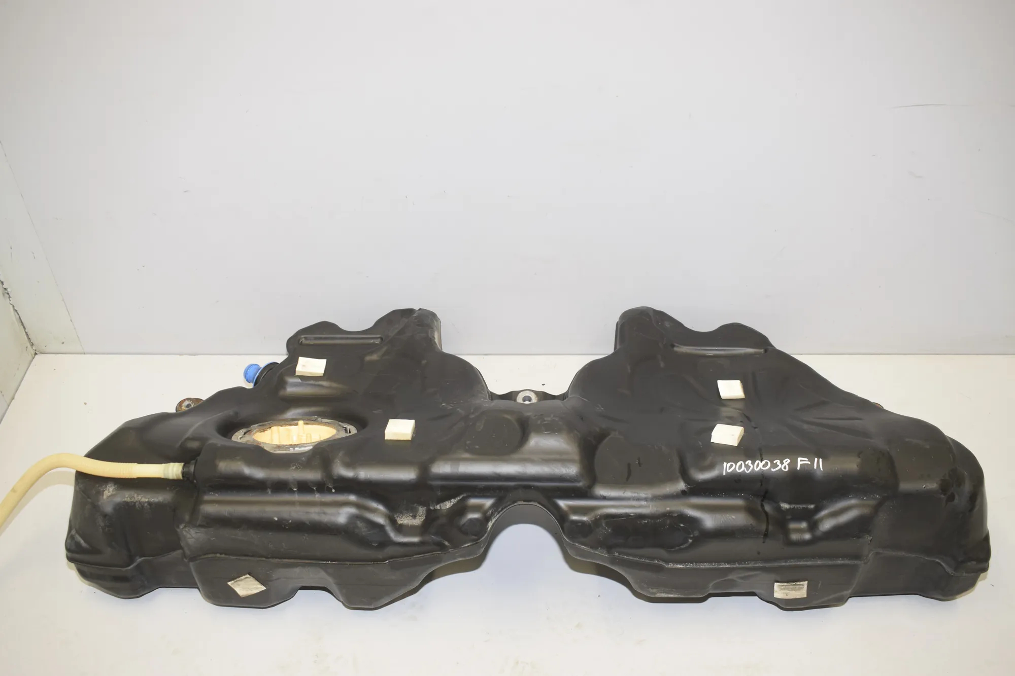 Fuel Tank – OEM 7205076 · BMW 5 Touring (F11) 530 d xDrive 2011 – 2