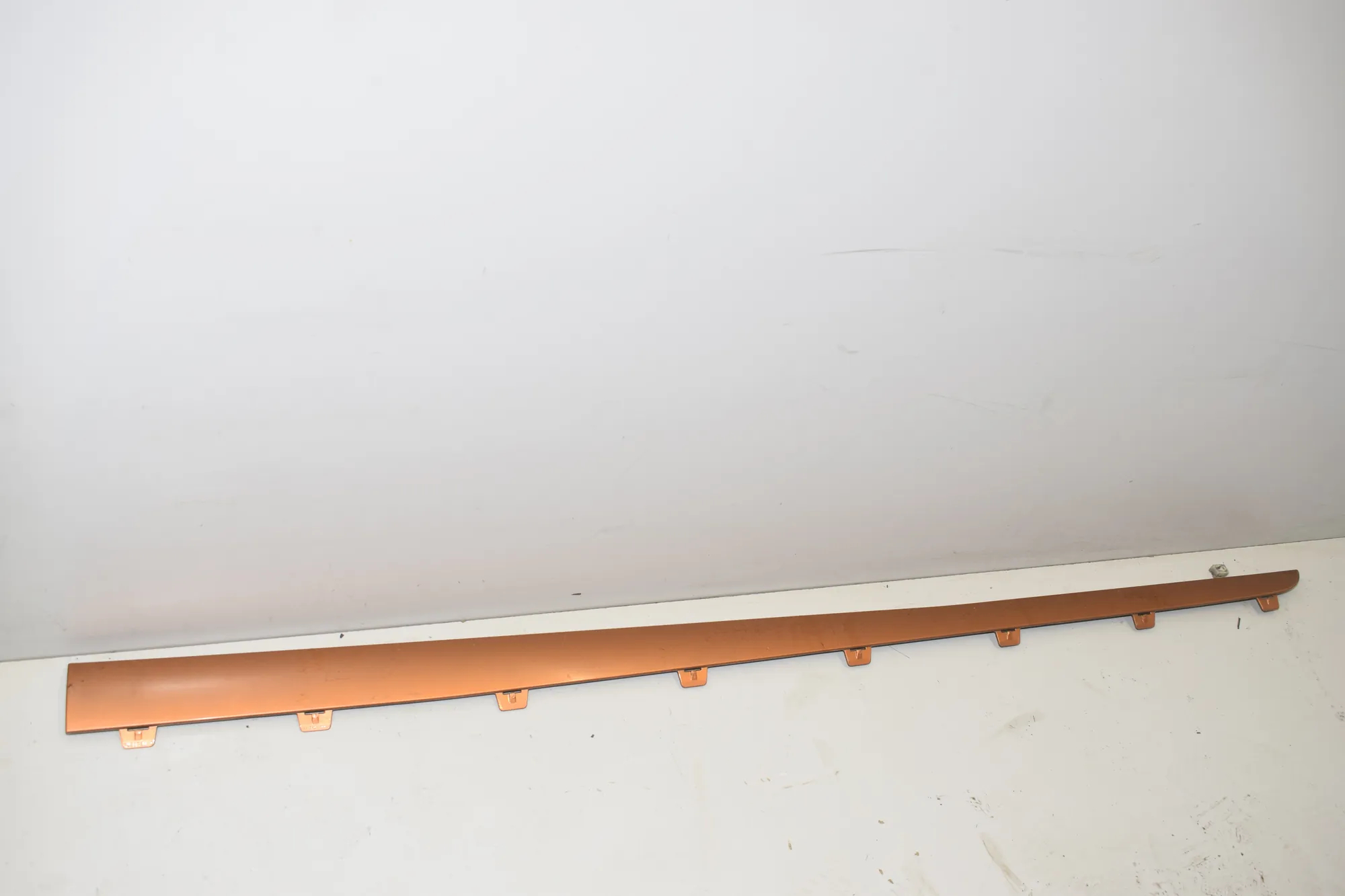 Left Side Plastic Sideskirt Cover – OEM 7369839 · BMW i3 (I01) s Electric 2020