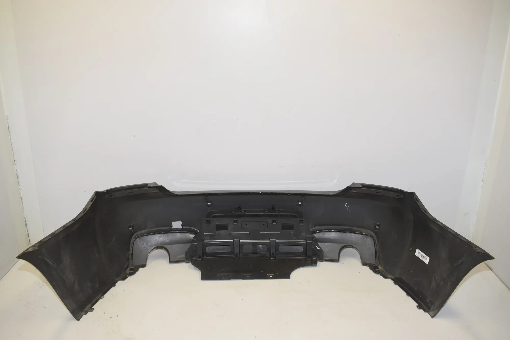Rear Bumper – OEM 8052709 · BMW 6 Gran Coupe (F06) 640 d 2012 – 3