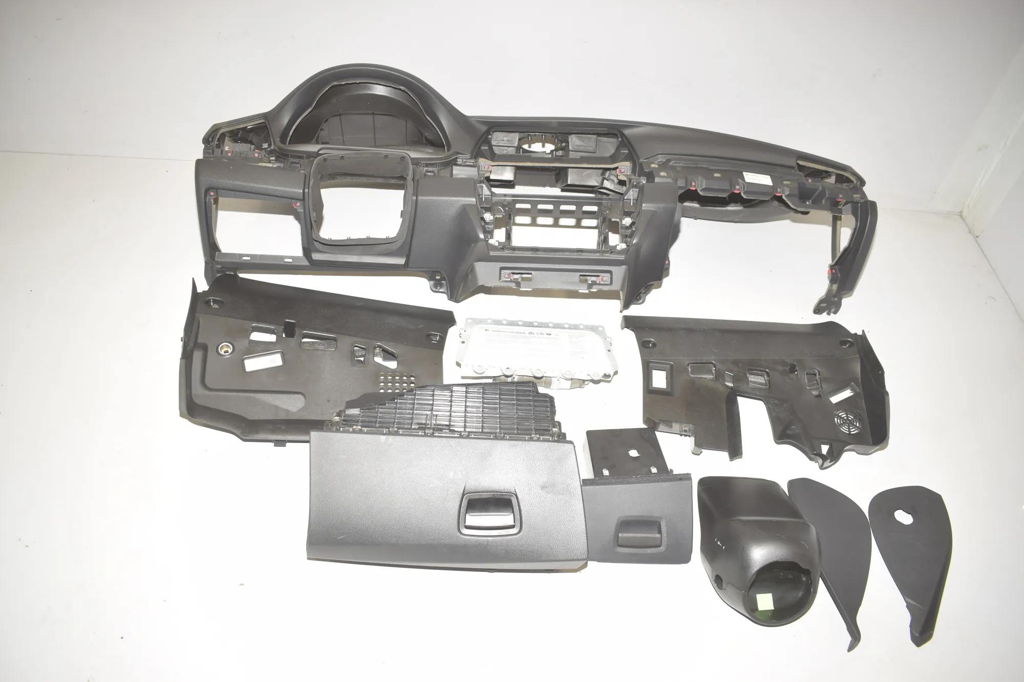 Dashboard – OEM 9230398 · BMW 5 (F10) 530 d xDrive 2011 – 2