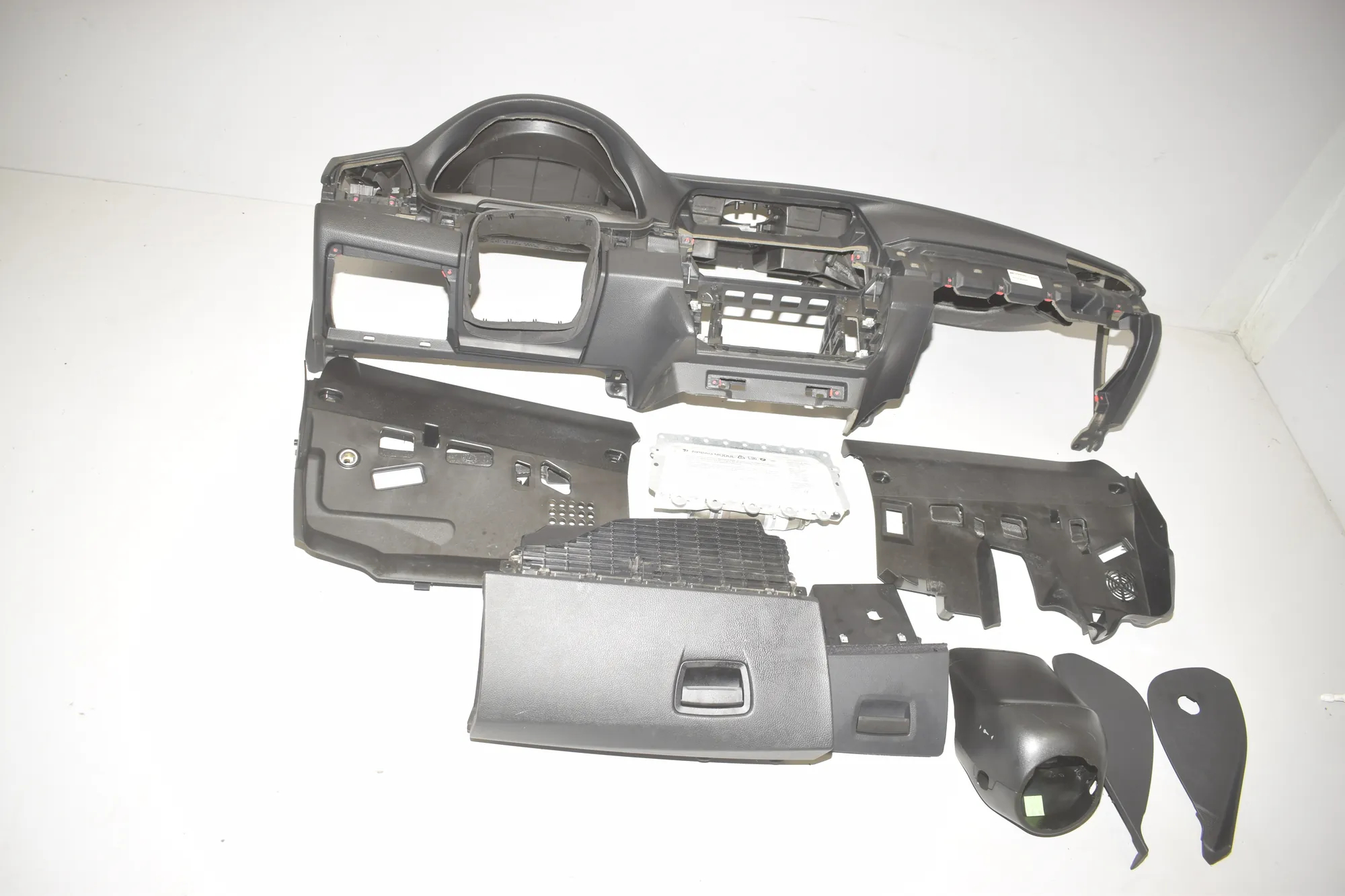 Dashboard – OEM 9230398 · BMW 5 (F10) 530 d xDrive 2011 – 3