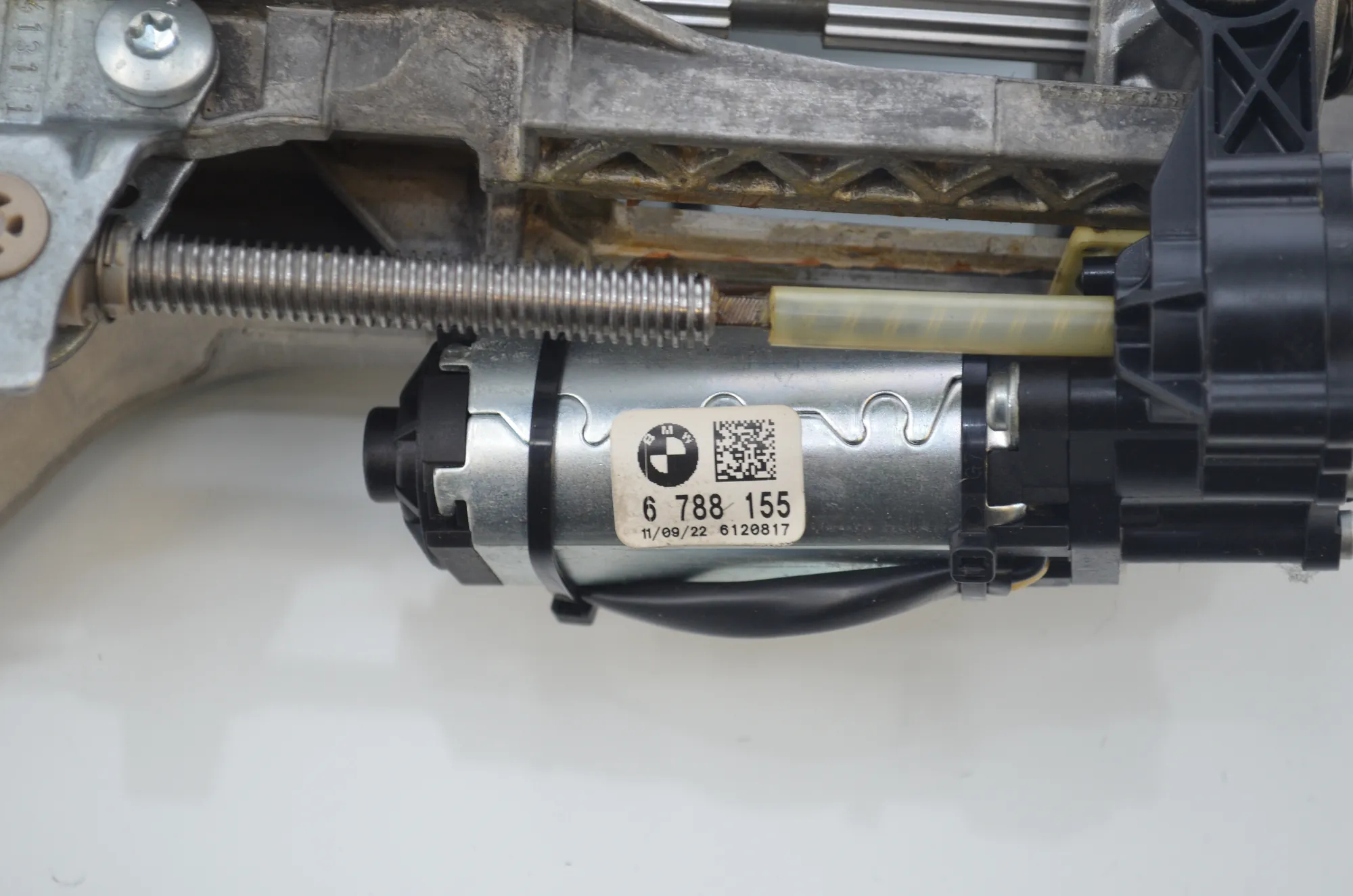Steering Wheel Adjustment Mechanism – OEM 6788155 · BMW 5 Touring (F11) 535 d xDrive 2011 – 5
