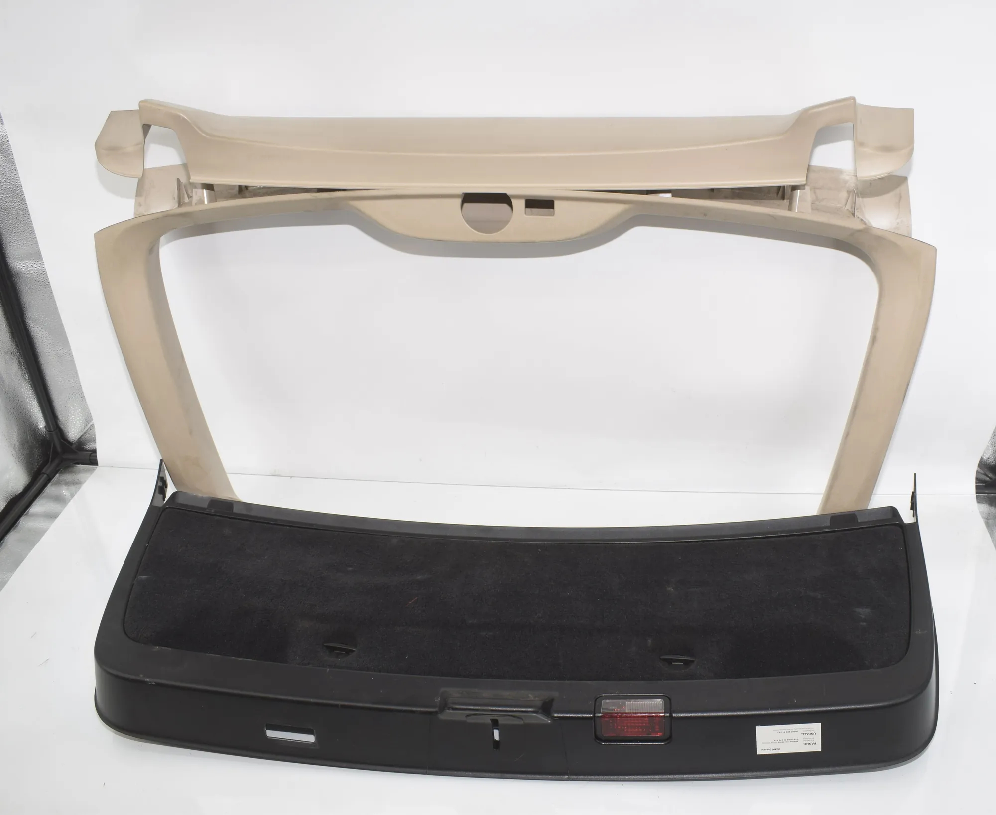 Tailgate Bootlid Cover Trim – OEM 7207038 · BMW 5 Touring (F11) 535 d xDrive 2011 – 3