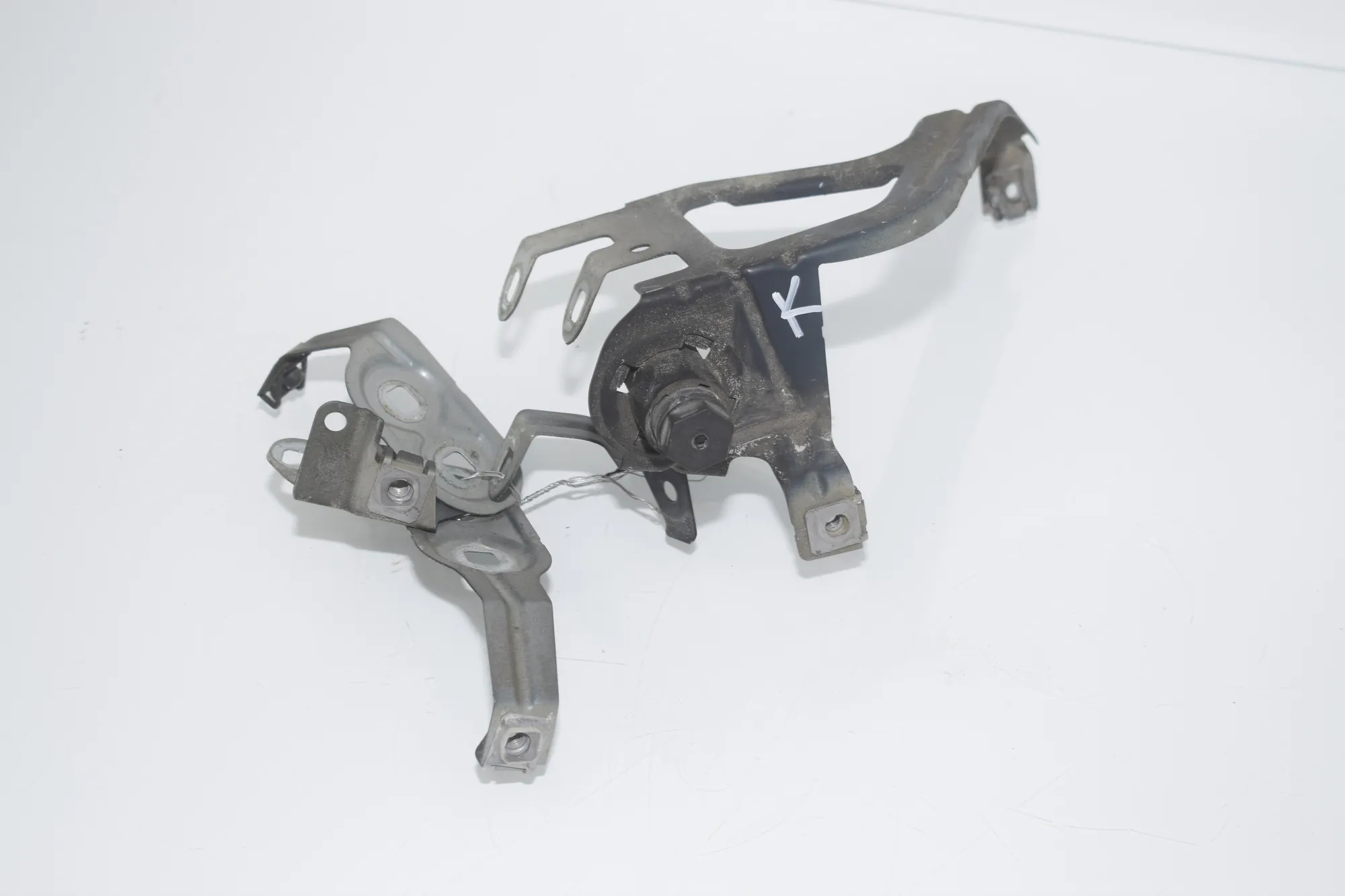 Front Left Fender Holder – OEM 7207209 · BMW 5 Touring (F11) 535 d xDrive 2011