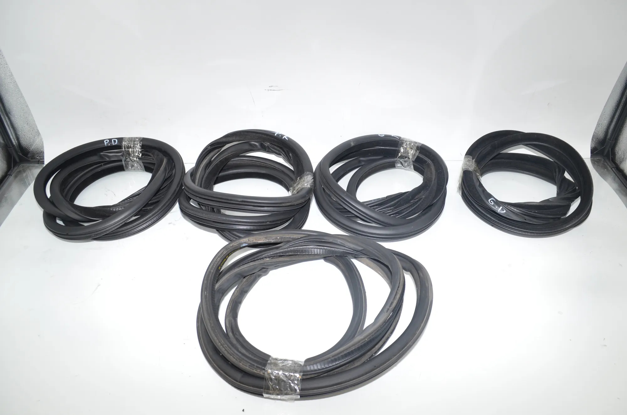 Front Right Door Seal Rubber – OEM 7182269 · BMW 5 Touring (F11) 535 d xDrive 2011