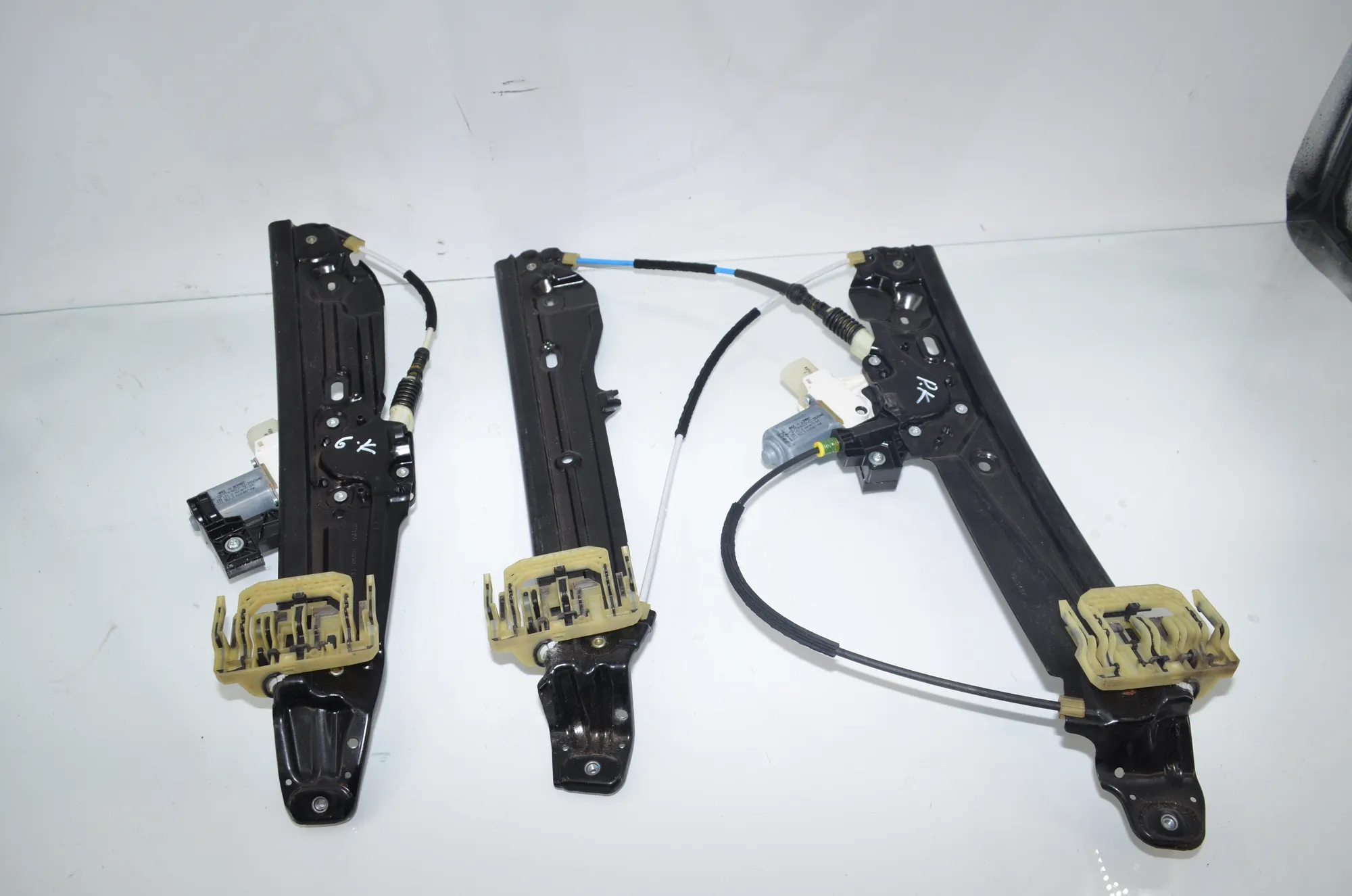 Front Left Door Window Regulator – OEM 7182131 · BMW 5 Touring (F11) 535 d xDrive 2013 – 2