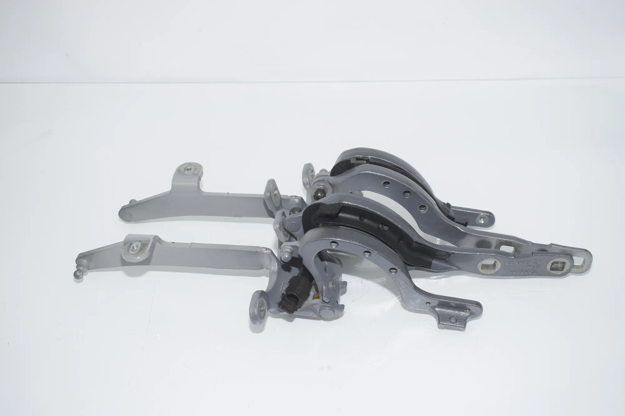 Left Side Bootlid Hinge – OEM 7206639 · BMW 5 Touring (F11) 535 d xDrive 2013 – 2